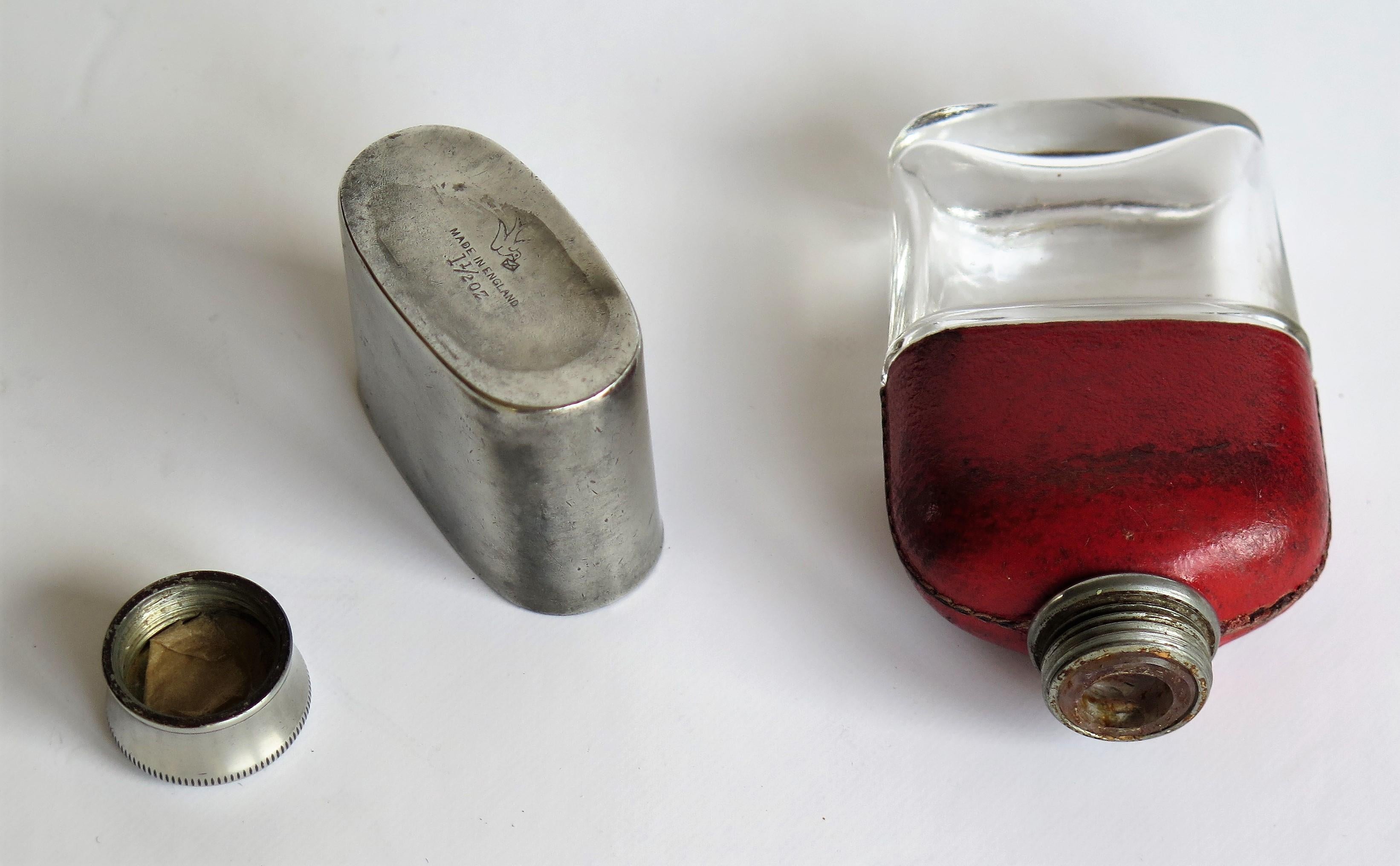 Late 19th Century Ladies Hip Flask Red Leather Glass and Pewter Cup, circa 1890 4