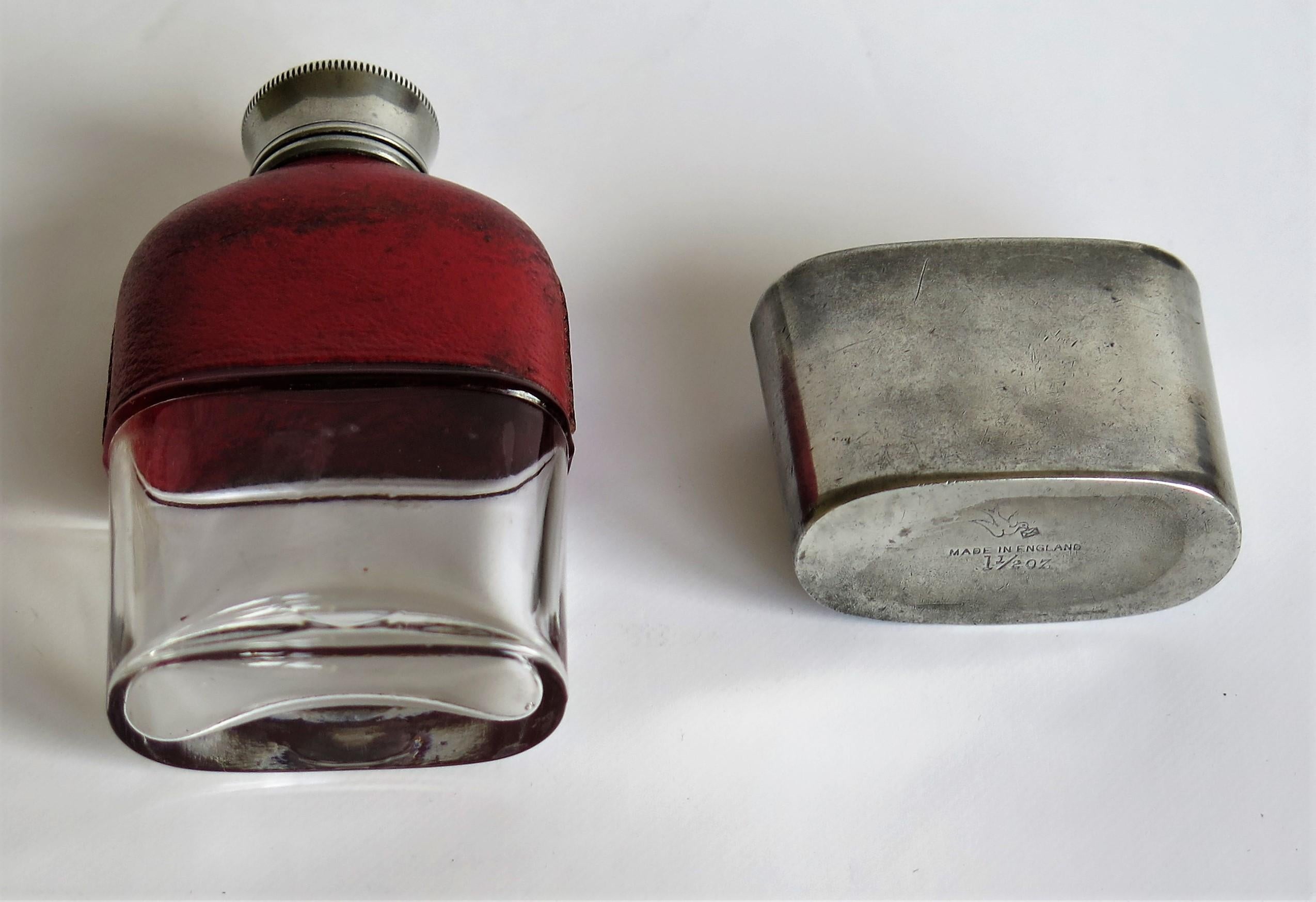 Late 19th Century Ladies Hip Flask Red Leather Glass and Pewter Cup, circa 1890 5