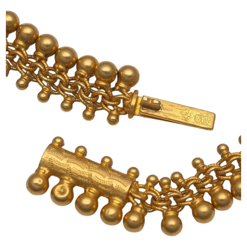 Ciondolo a croce di ametista di grandi dimensioni della fine del XIX secolo con collana d'oro in vendita 1