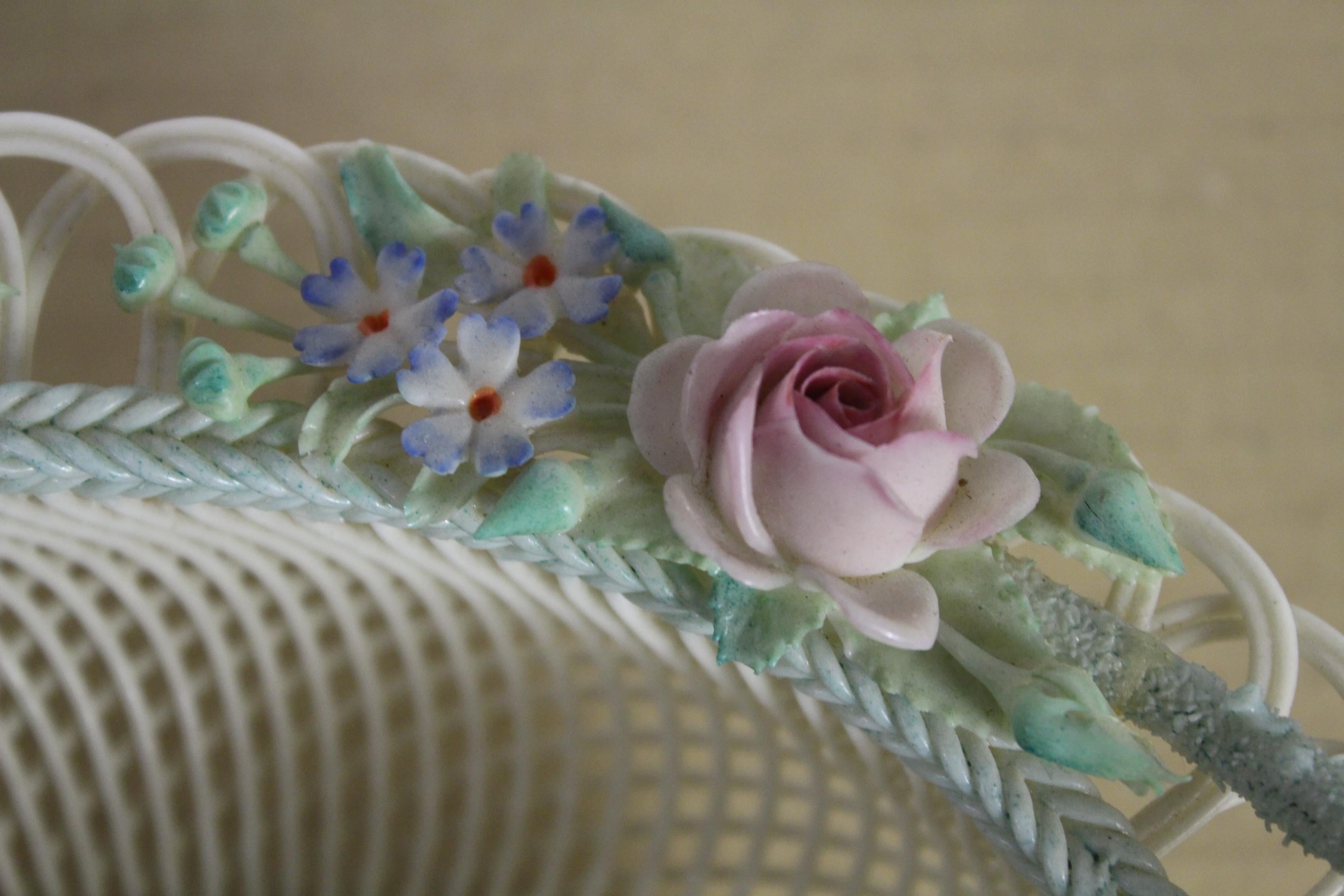 Late 19th Century Large Belleek Floral Decorated Porcelain Basket For Sale 4