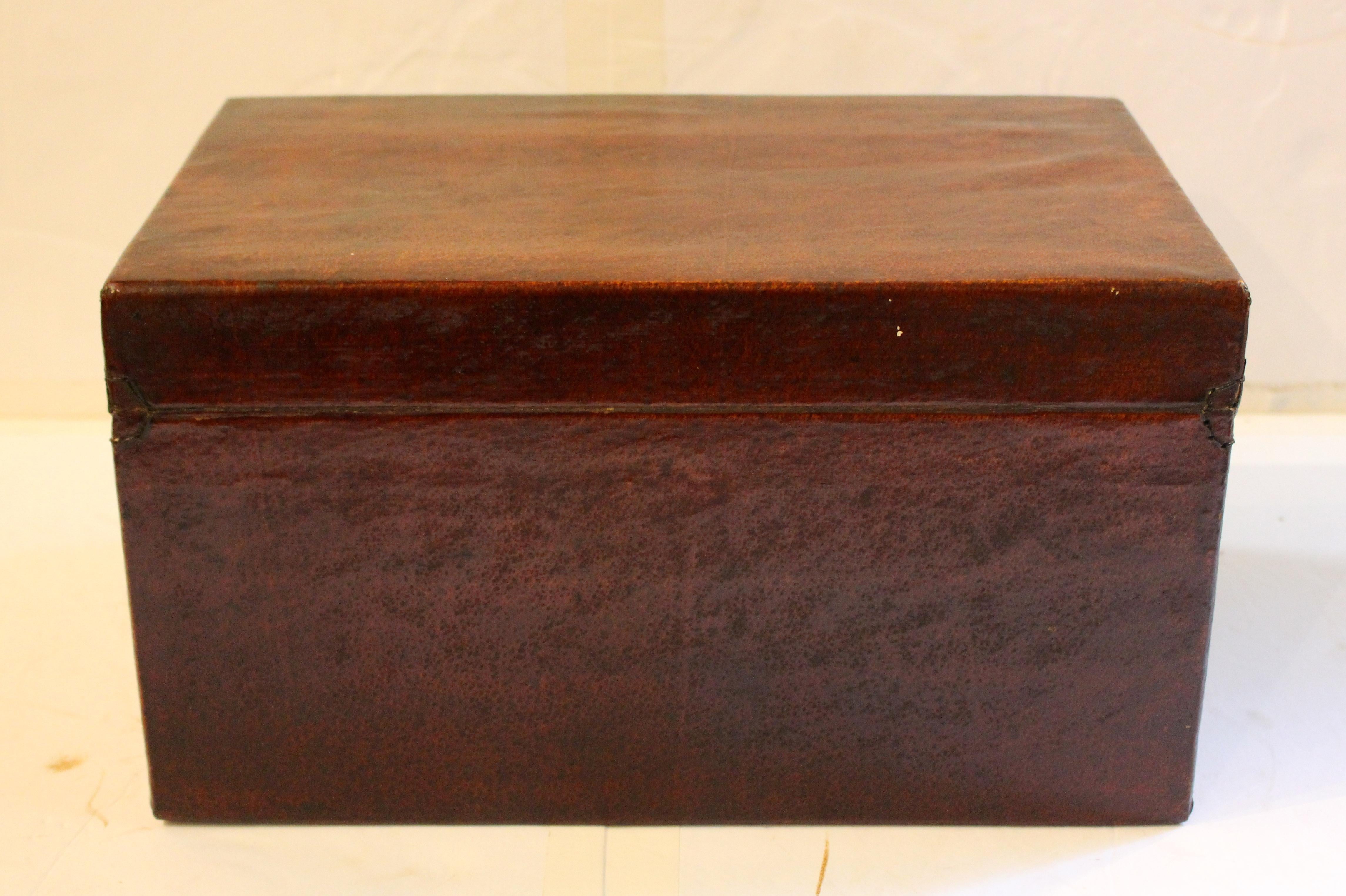 Qing Late 19th Century Large Chinese Pigskin Storage Box For Sale