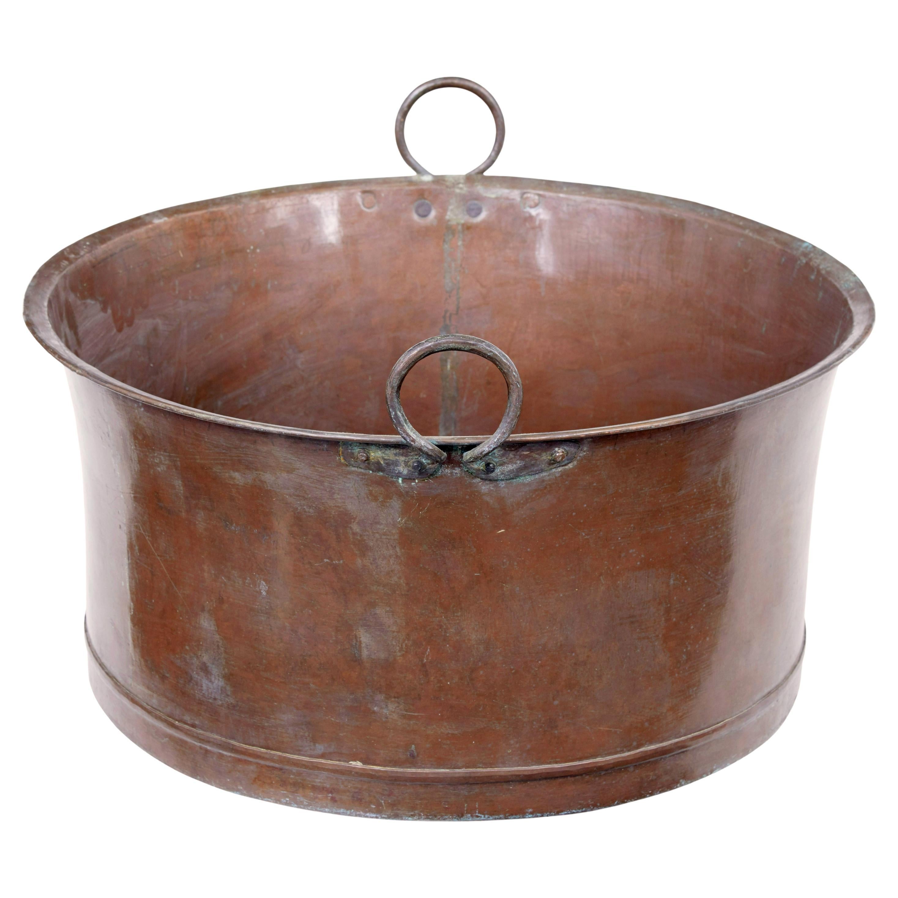 Late 19th Century large copper cooking vessel For Sale
