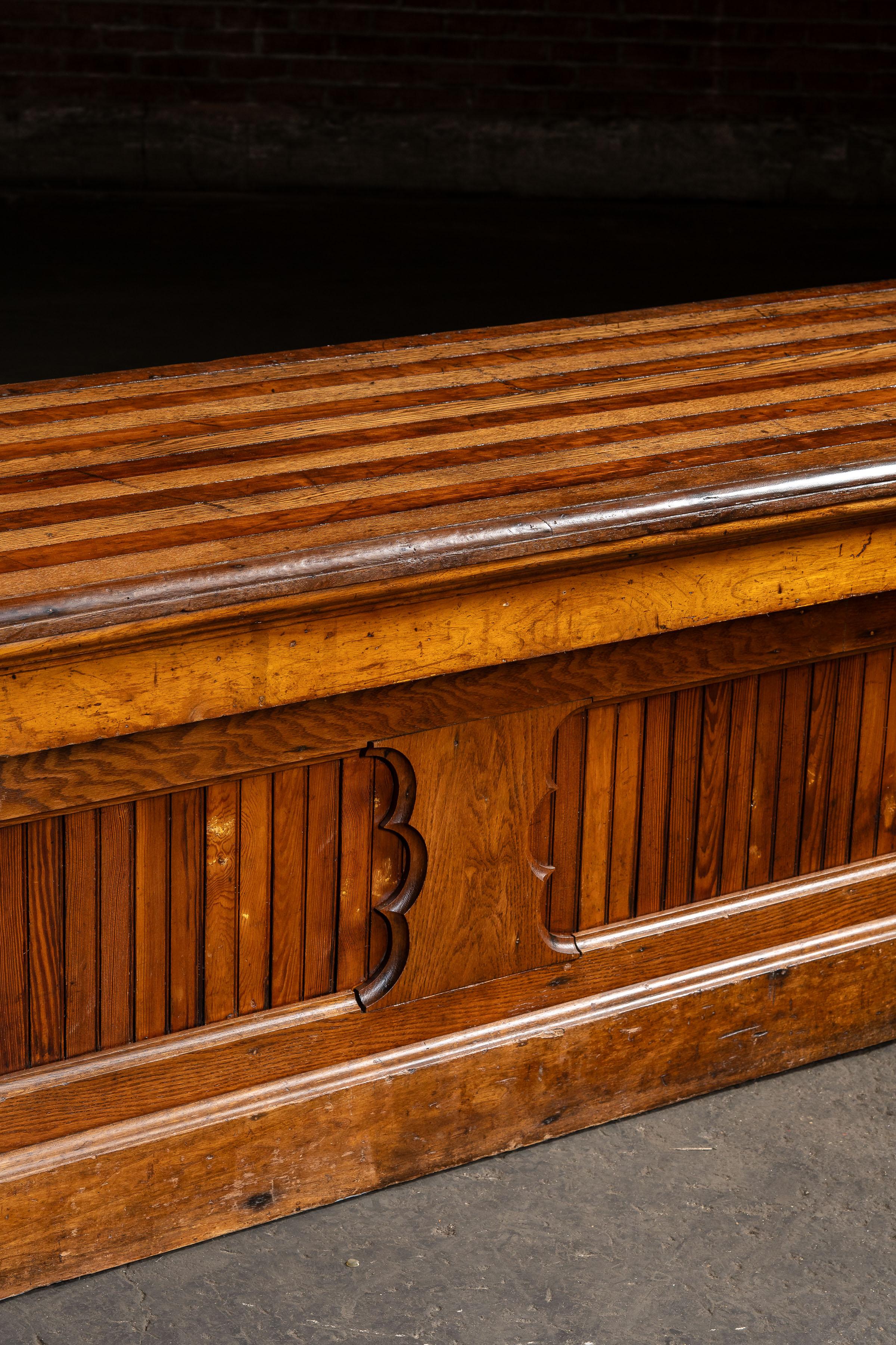 Late 19th Century Large General Store Counter en vente 9
