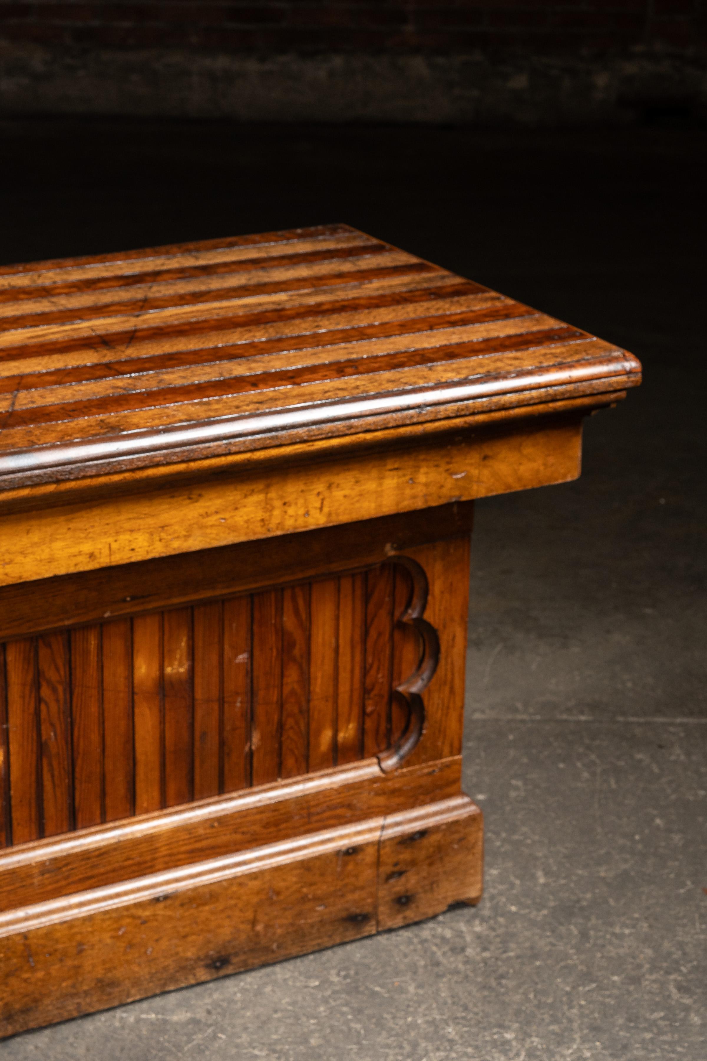 Late 19th Century Large General Store Counter en vente 10