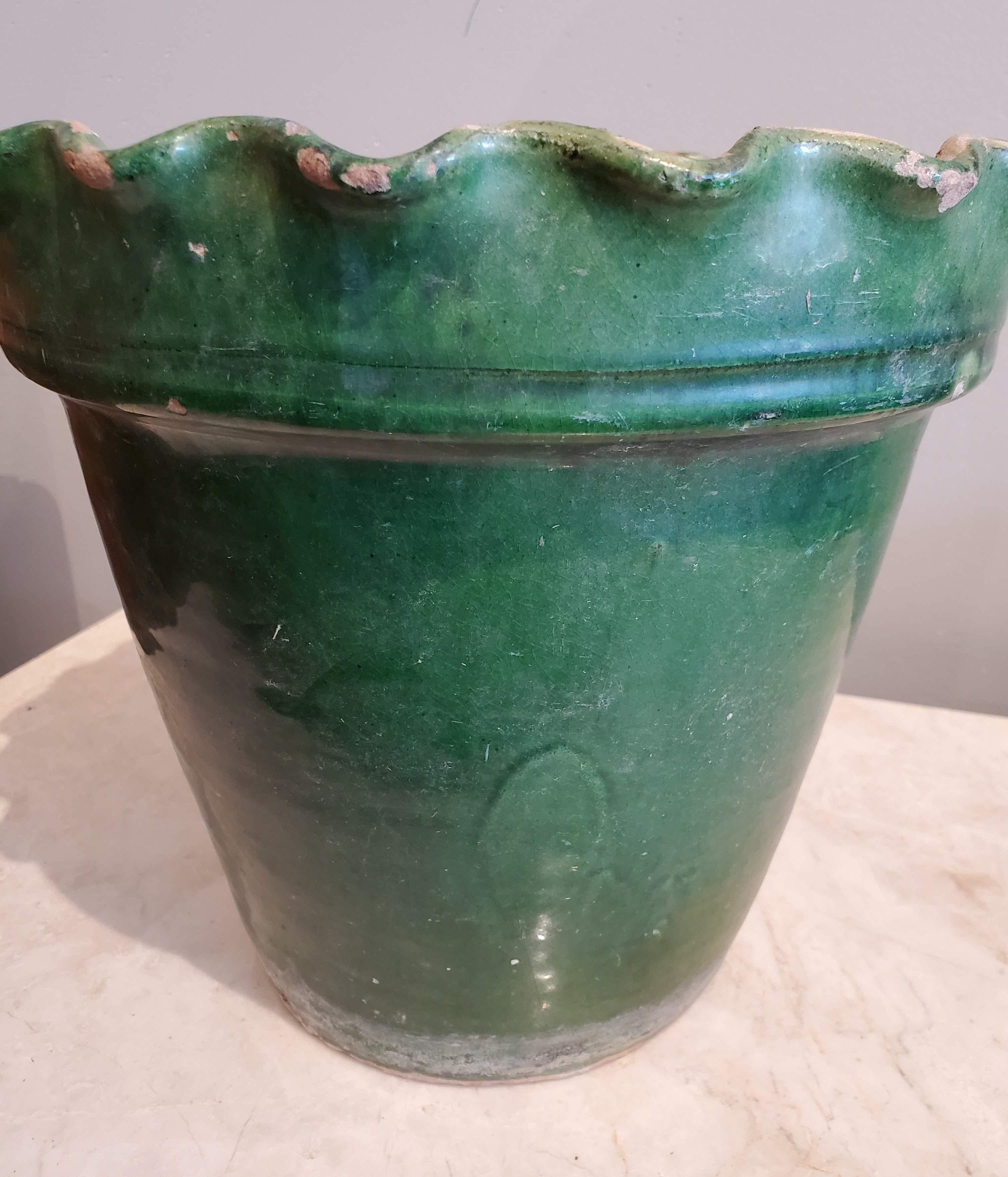 French Provincial Late 19th Century Large Green Glazed Terracotta Flower Pot
