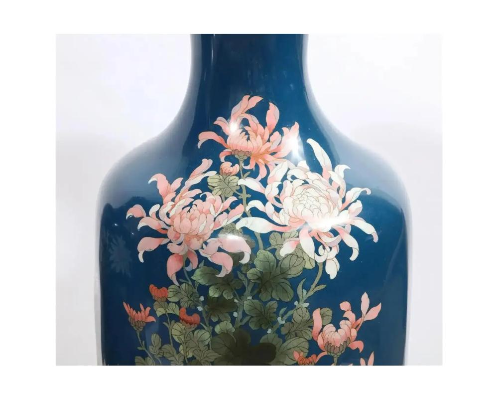Pair of Large 19th Century Meiji Japanese Cloisonne Blue Ground Enamel Vases Cra For Sale 1
