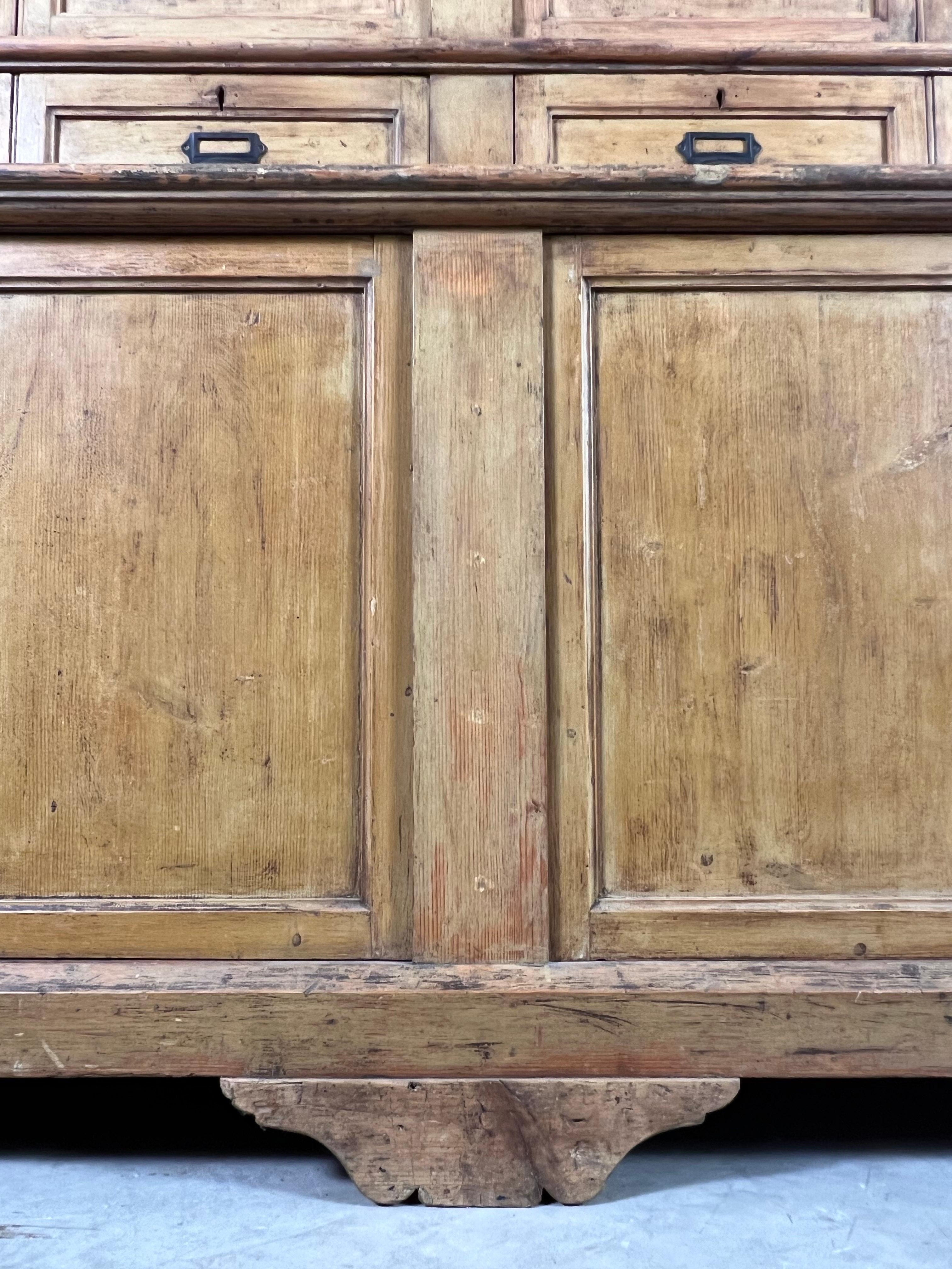 Late 19th Century Large Painted Italian Cupboard For Sale 3