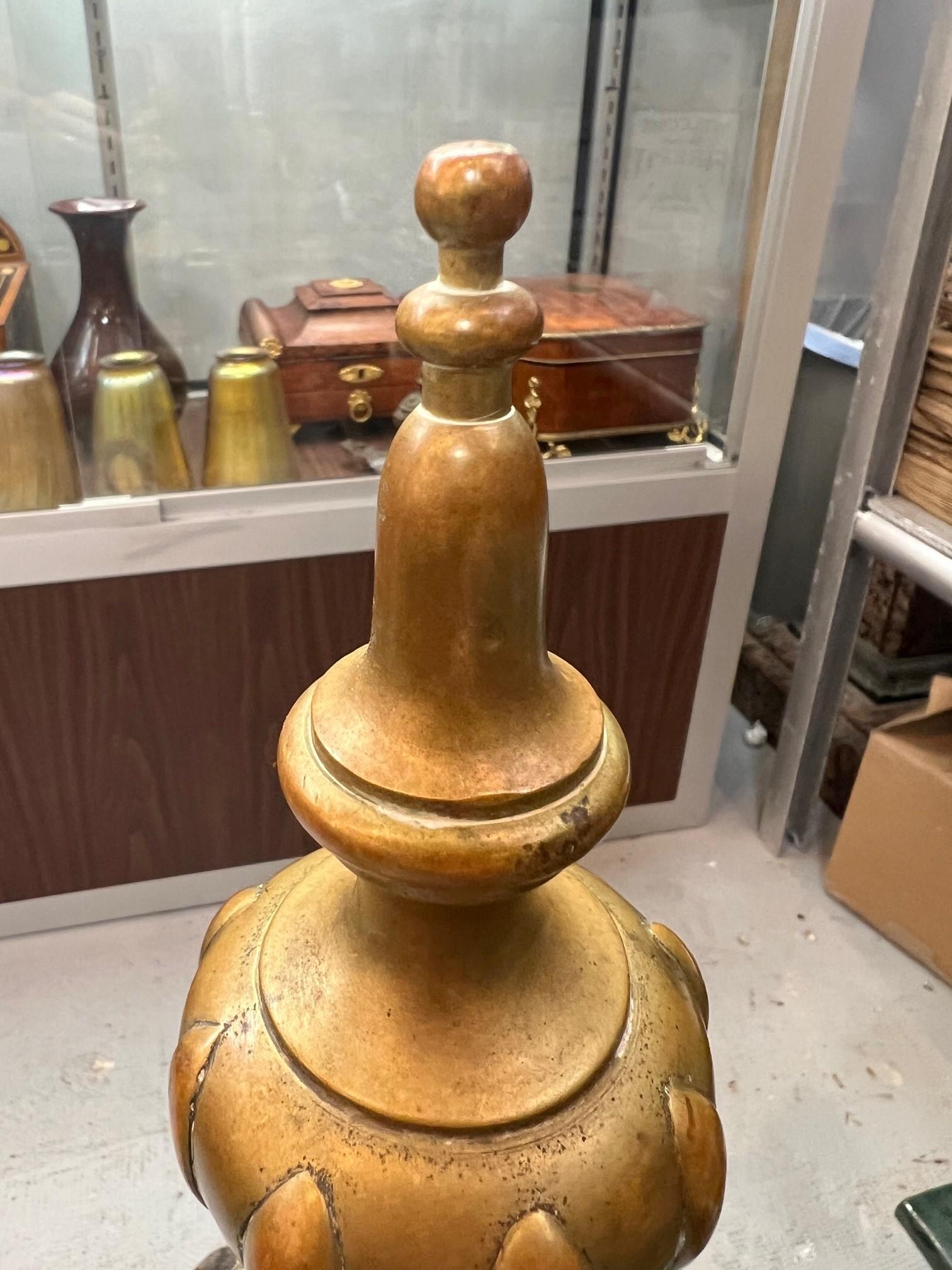 Coppia di grandi androni in ferro e bronzo in stile barocco della fine del XIX secolo in vendita 5