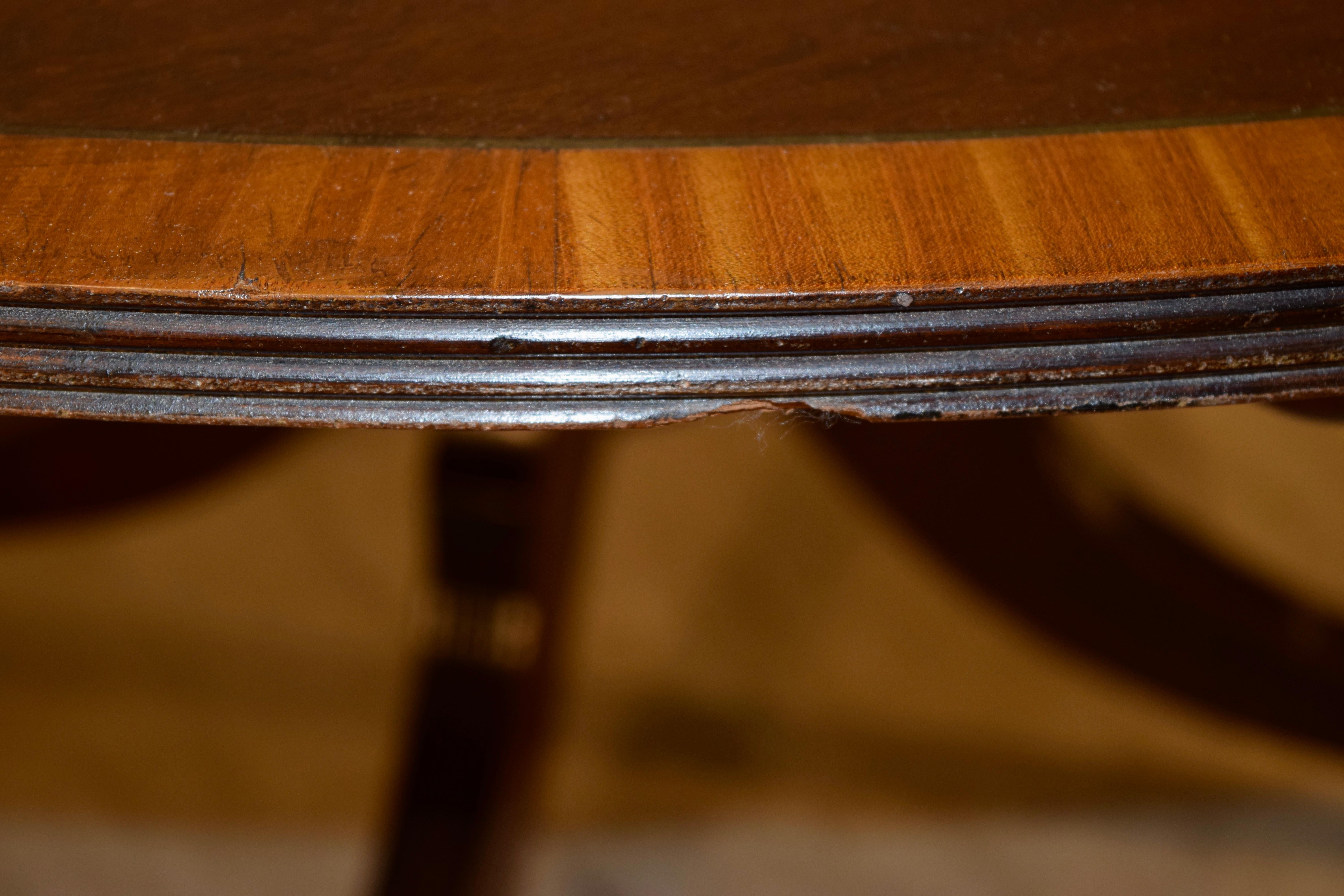 Late 19th Century Large Tilt-Top Table 1