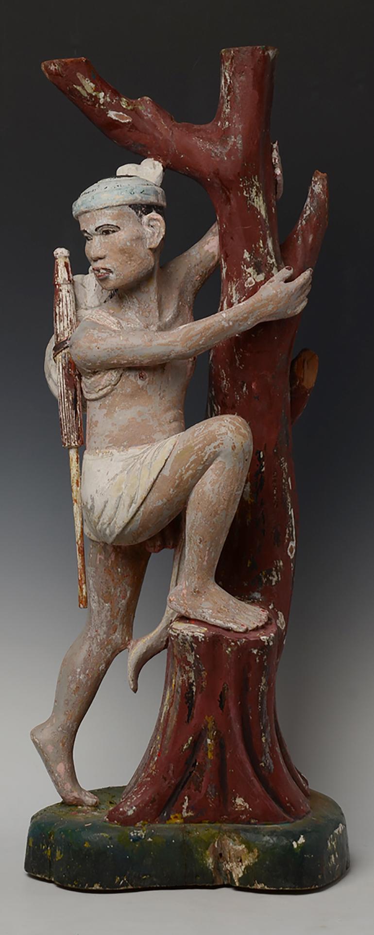 Late 19th Century, Late Mandalay, Antique Burmese Wooden Figure Climbing Tree For Sale 1