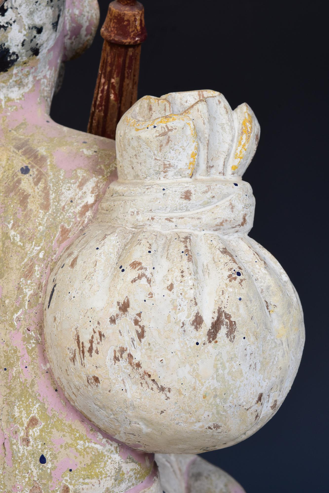 Fine del XIX secolo, fine Mandalay, antica figura seduta birmana in legno in vendita 5