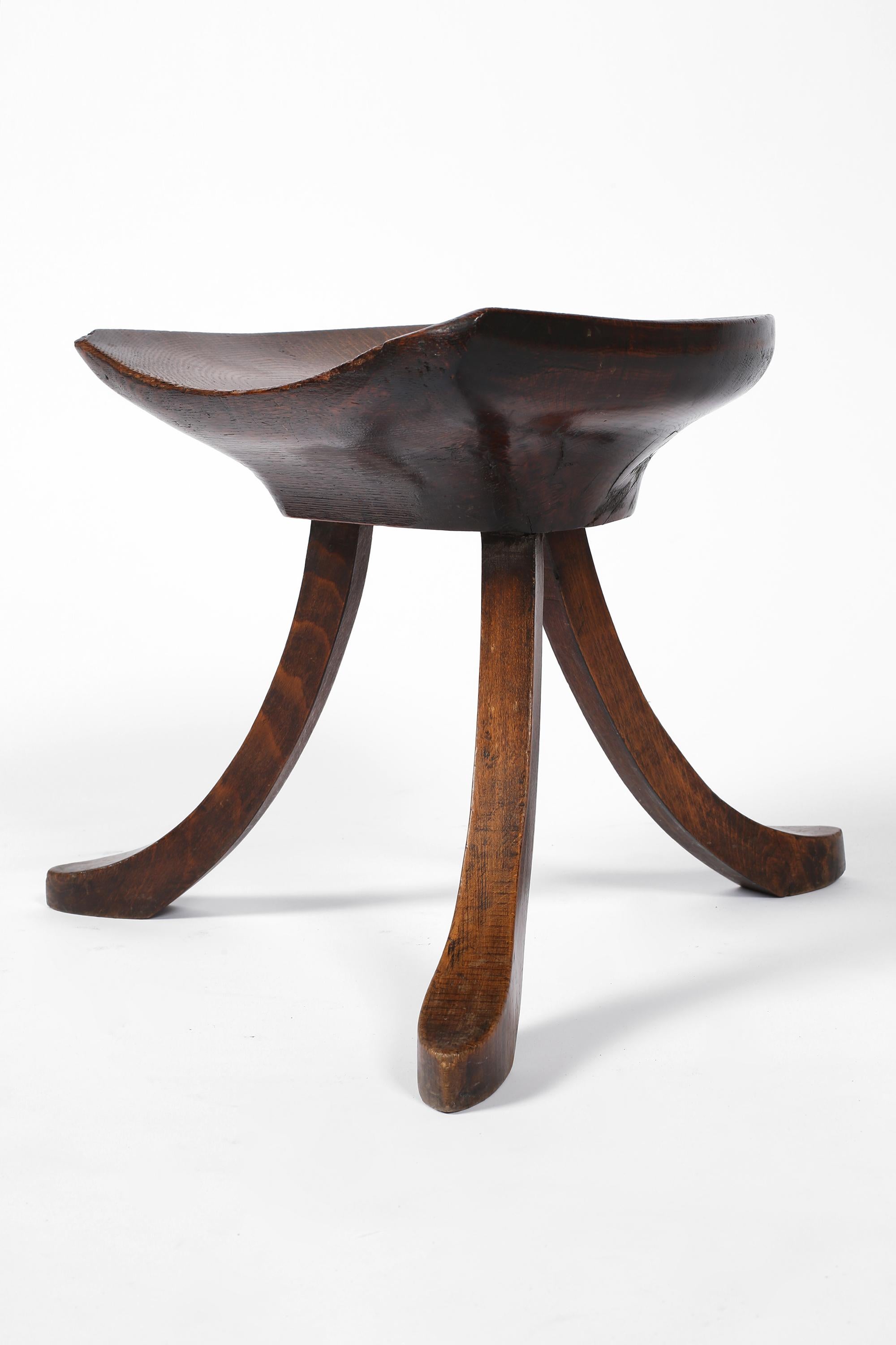 Liberty & Co. 'Thebes' Hocker, 19. Jahrhundert im Zustand „Gut“ im Angebot in London, GB