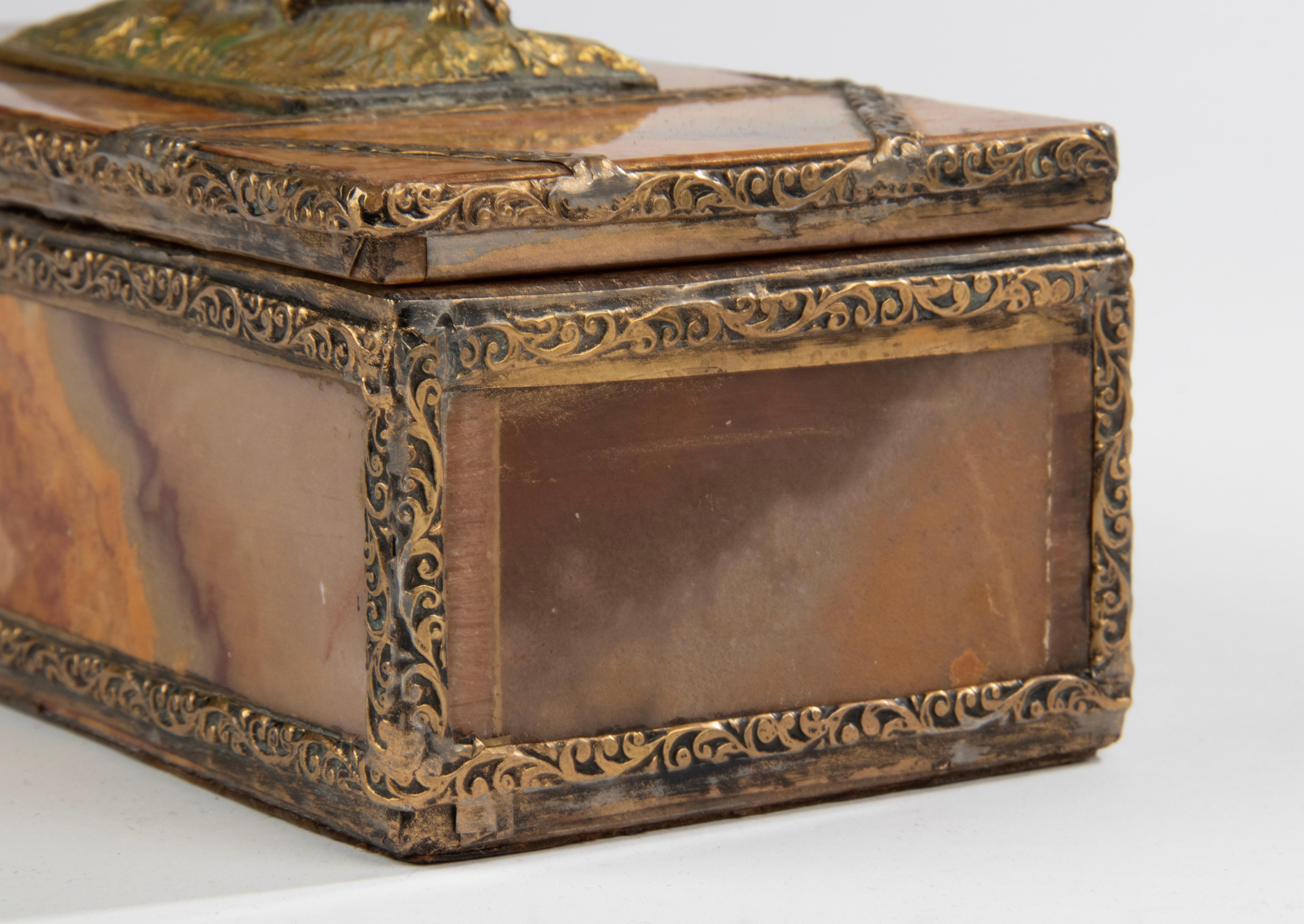 Late 19th Century Lidded Onyx box with Bronze Dog For Sale 13