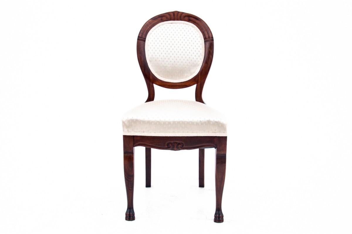Louis Philippe Late 19th century lion's paw table with chairs, Northern Europe.