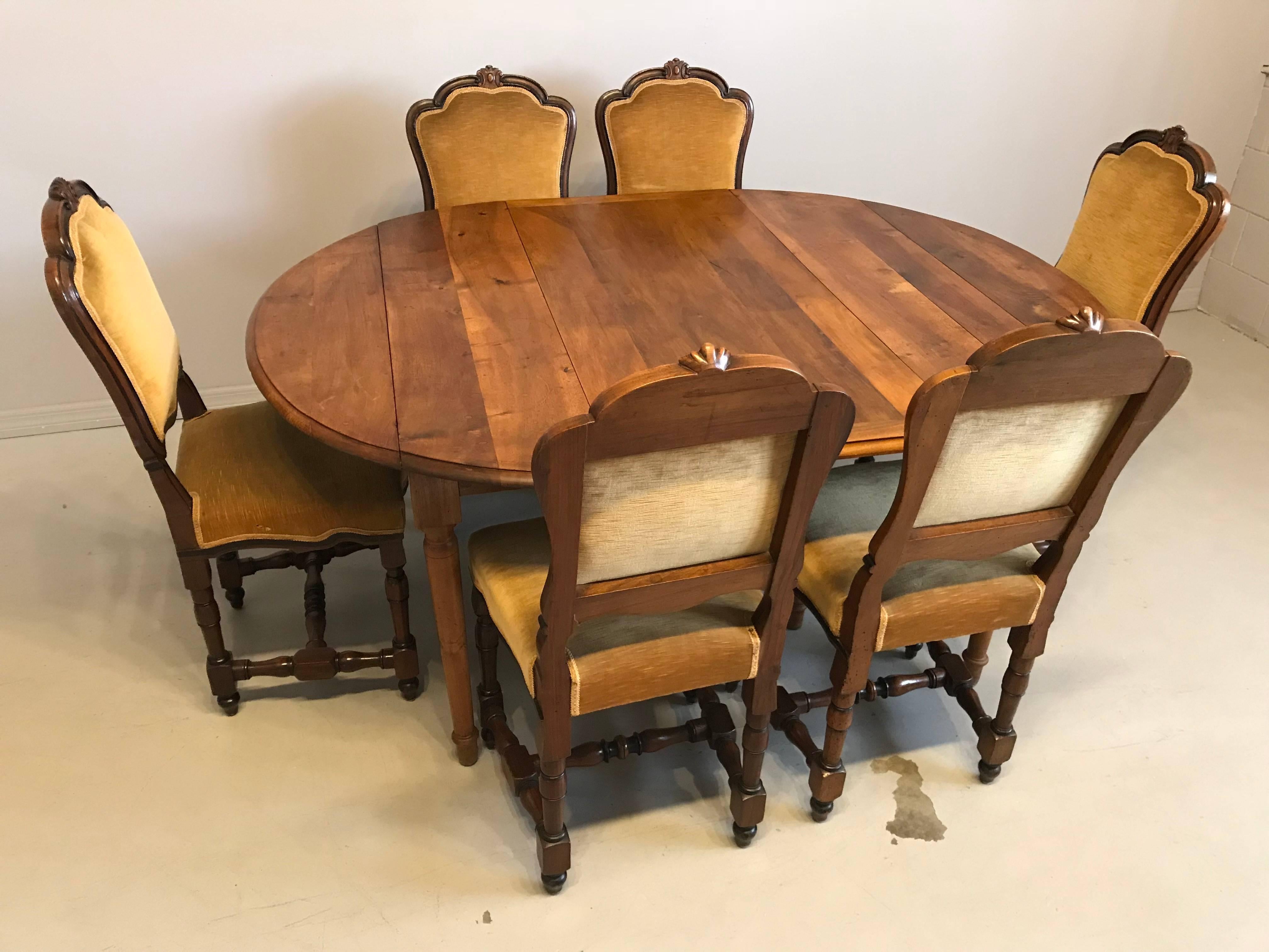 Late 19th Century Louis Philippe Style Dining Table 9