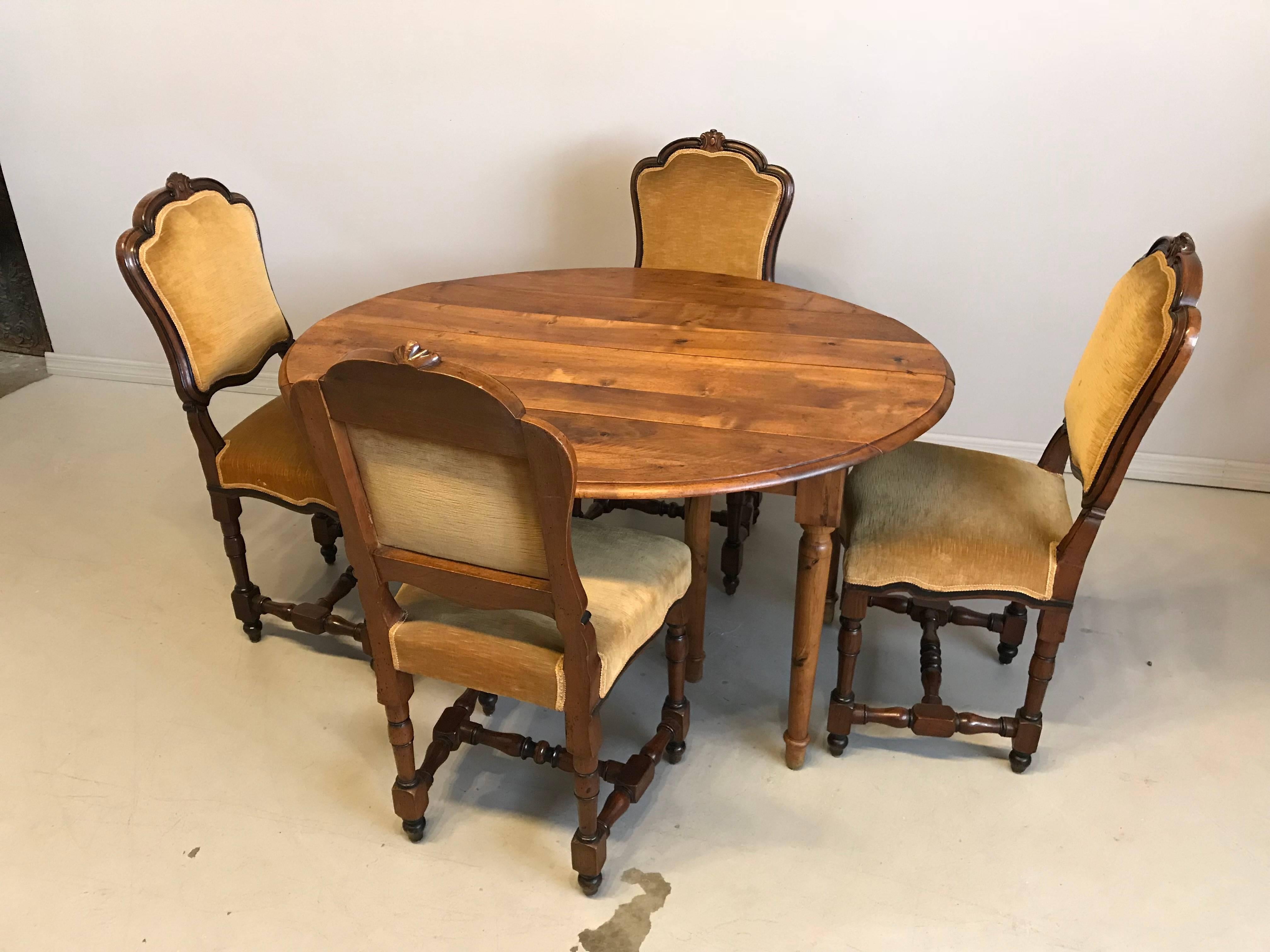 Late 19th Century Louis Philippe Style Dining Table 11
