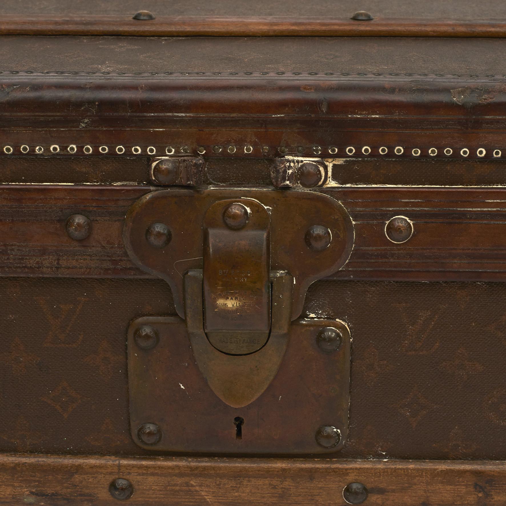 Late 19th Century Louis Vuitton Cabin Trunk In Good Condition In Kastrup, DK