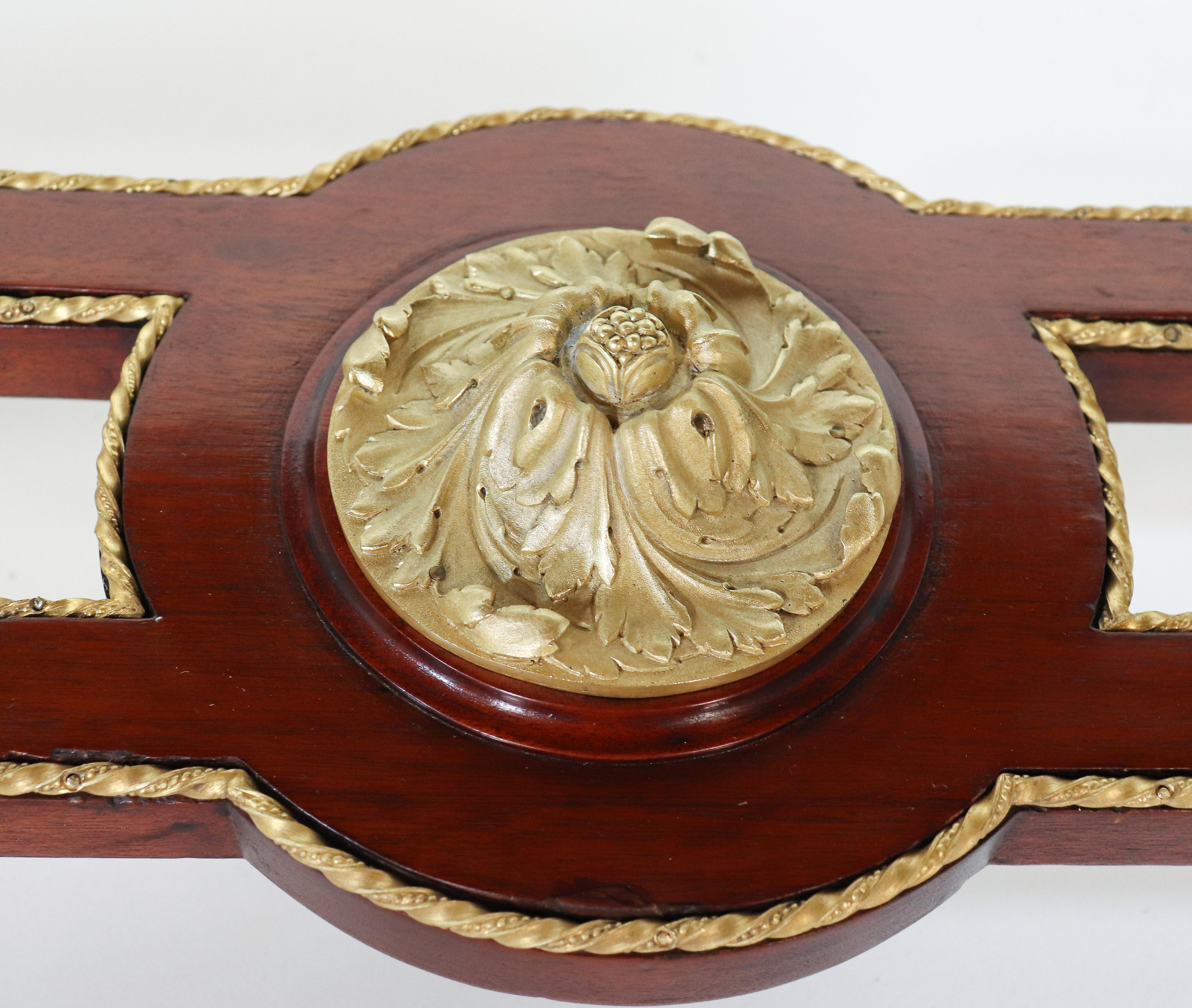 Table de bibliothèque de la fin du XIXe siècle de style Louis XIV par A Link en vente 8