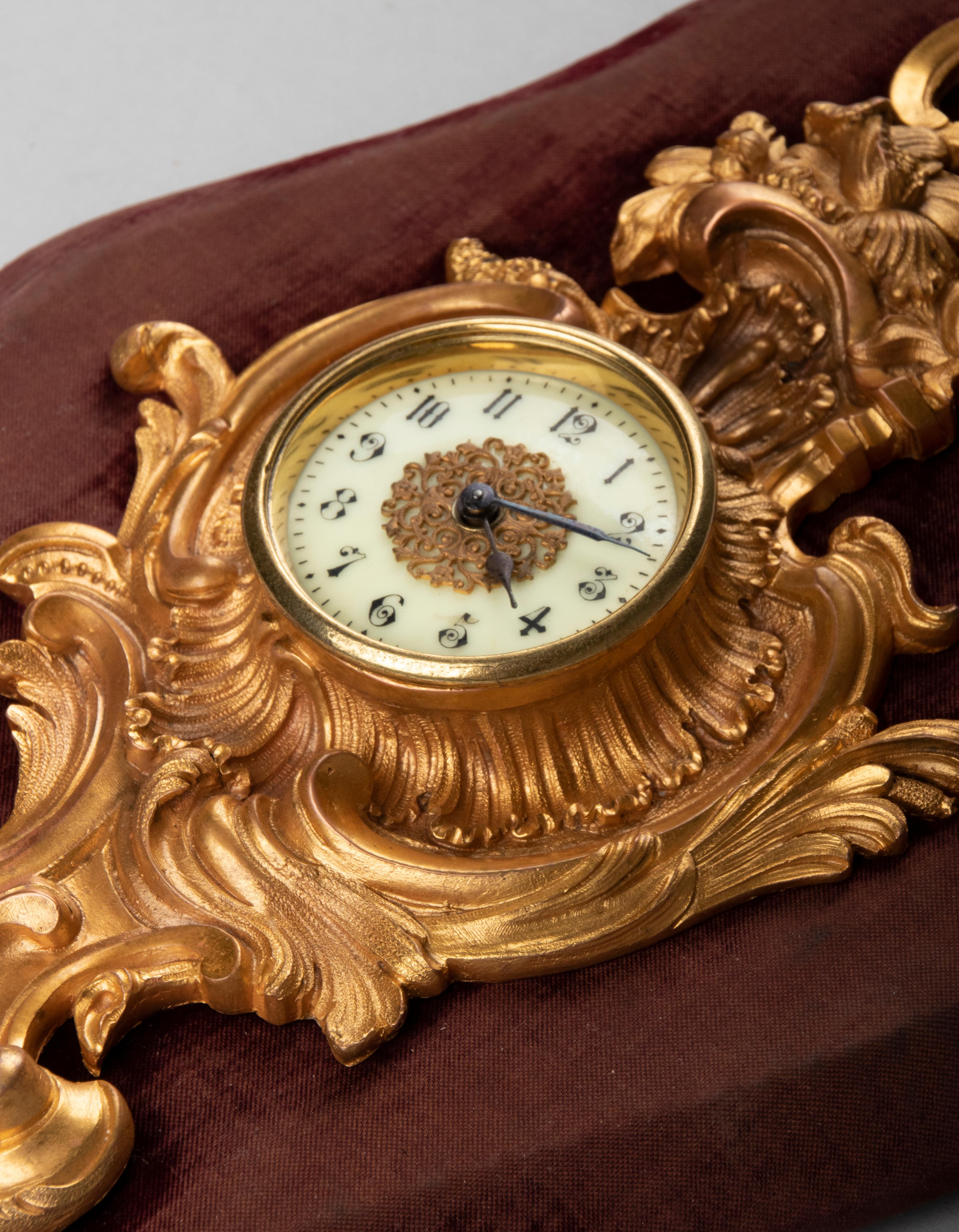 Late 19th Century Louis XV Rococo Style Gilt Bronze Cartel Wall Clock For Sale 12
