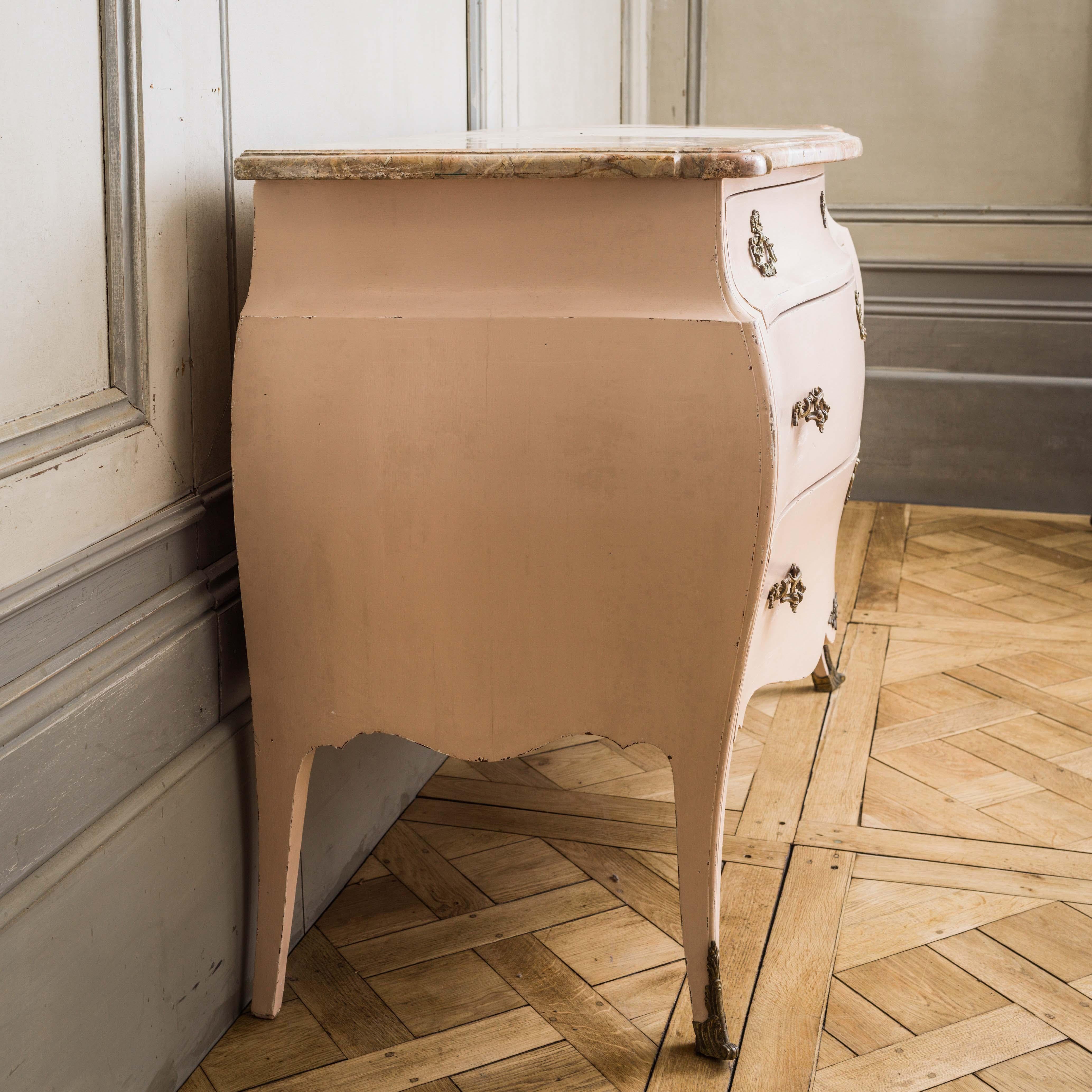 French Late 19th Century Louis XV Style Bombe Chest of Drawers in Rose Pink Patina