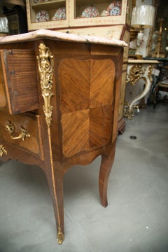 Late 19th Century Louis XV Style Serpentine French Commode