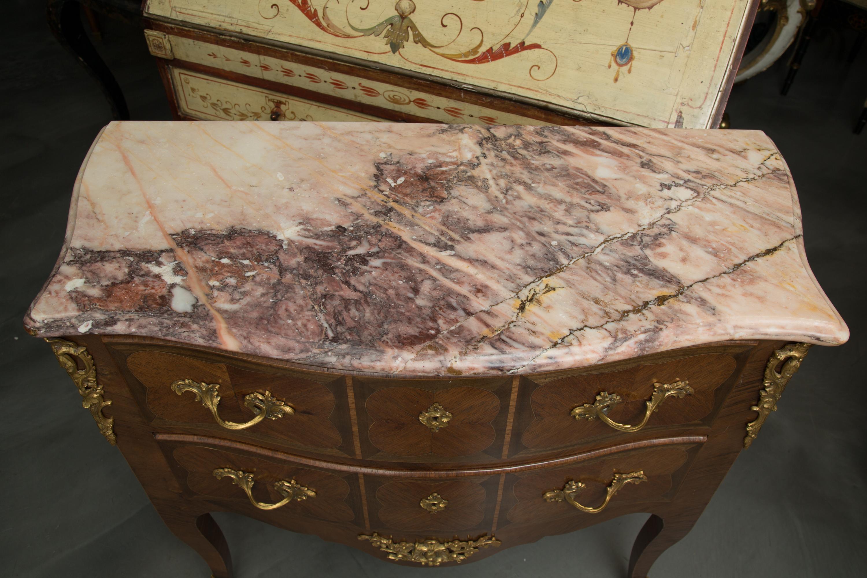 Late 19th Century Louis XV Style Serpentine French Commode 2