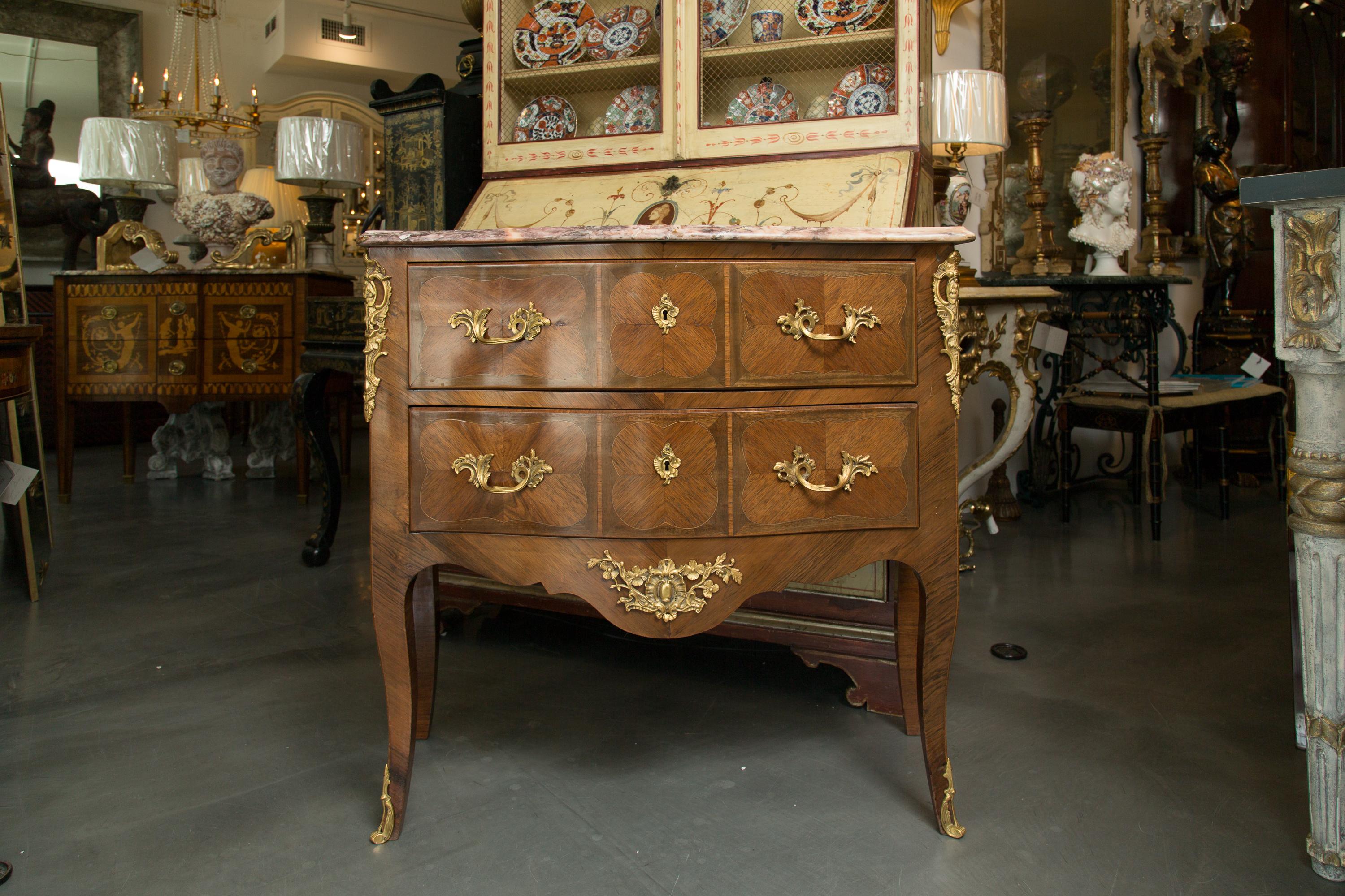 Late 19th Century Louis XV Style Serpentine French Commode 3