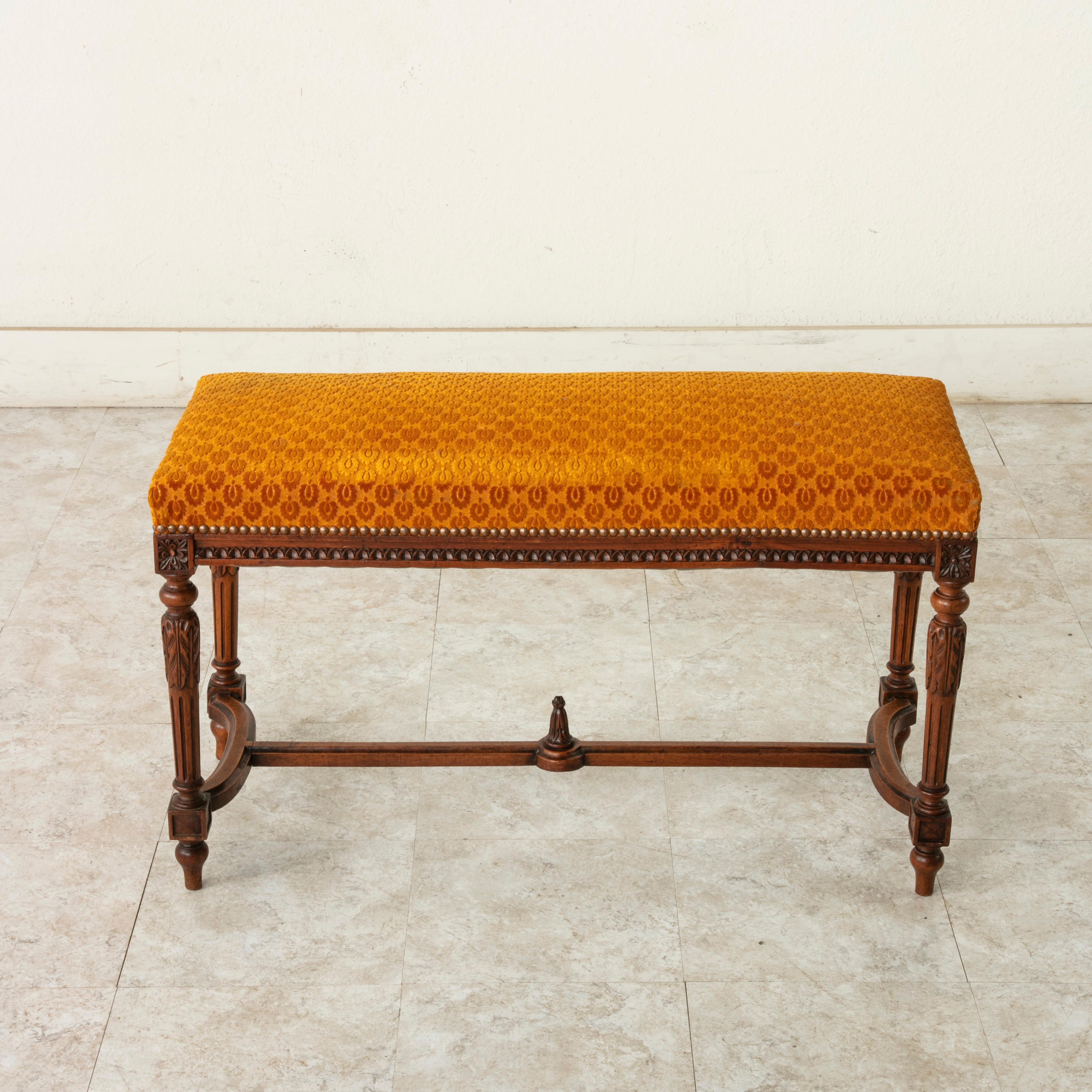 Late 19th Century Louis XVI Style Beechwood Bench or Banquette 1