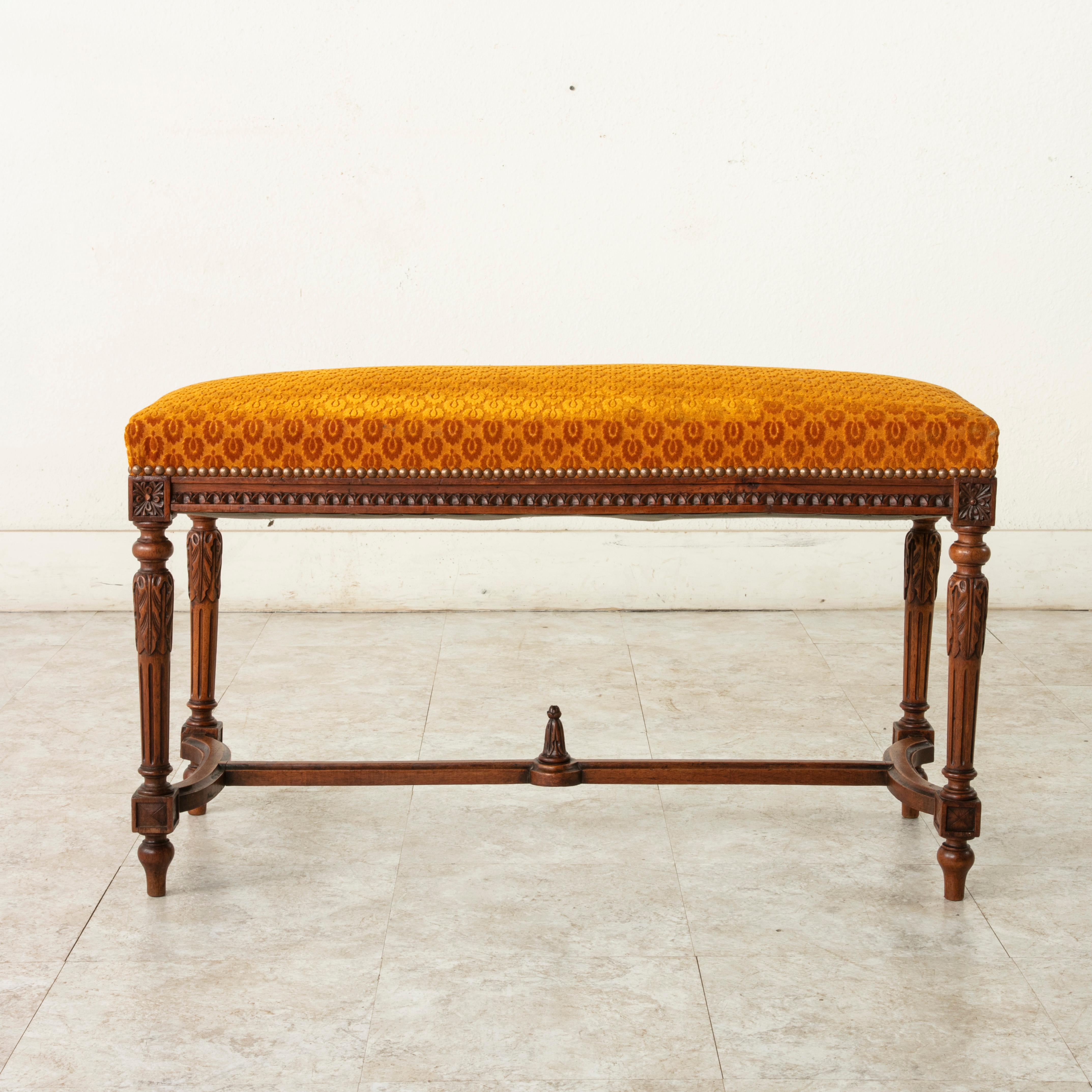 Late 19th Century Louis XVI Style Beechwood Bench or Banquette 2