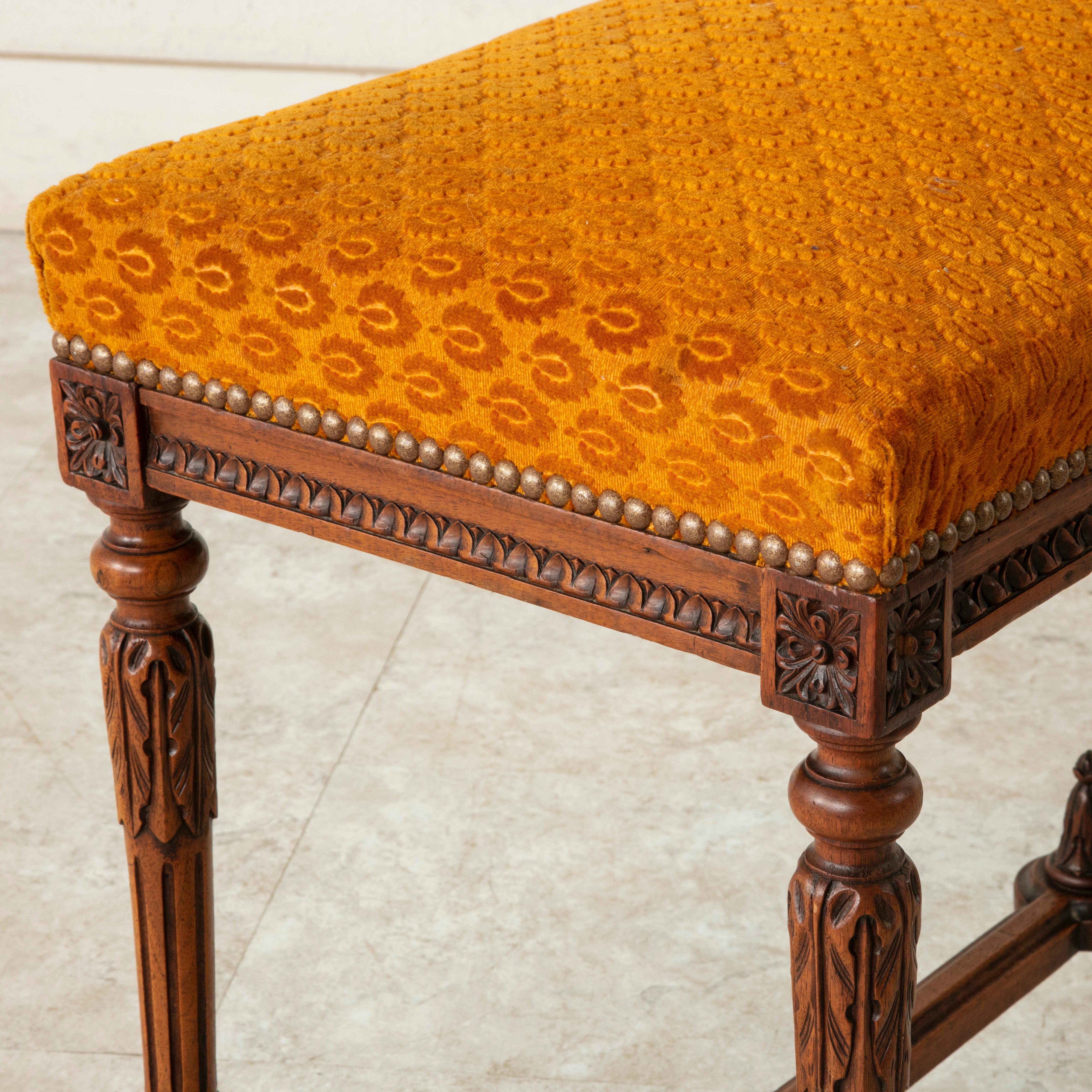 Late 19th Century Louis XVI Style Beechwood Bench or Banquette 4