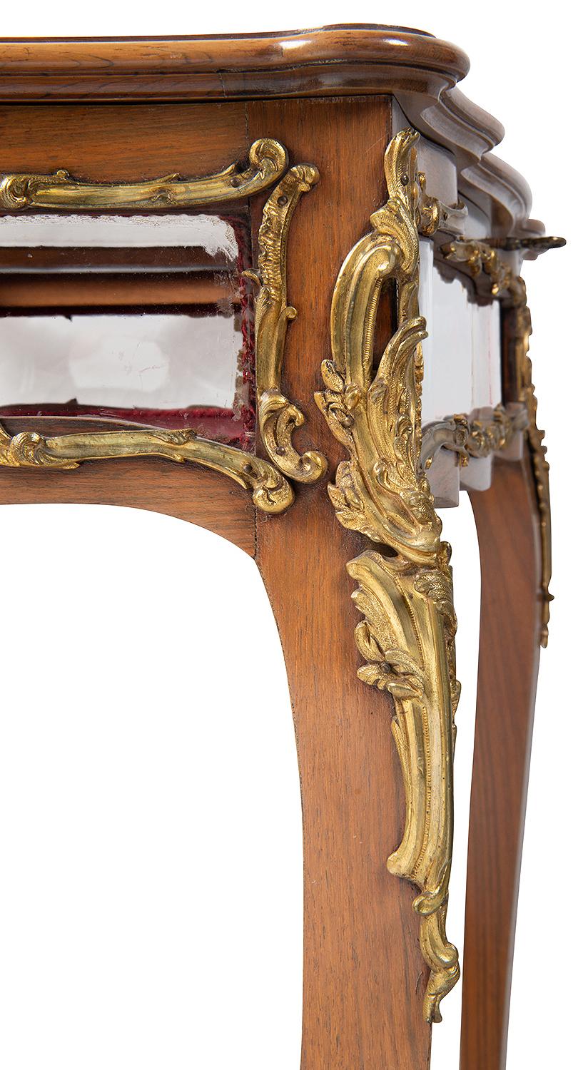 Late 19th Century Louis XVI Style Bijouterie / Display Table 1