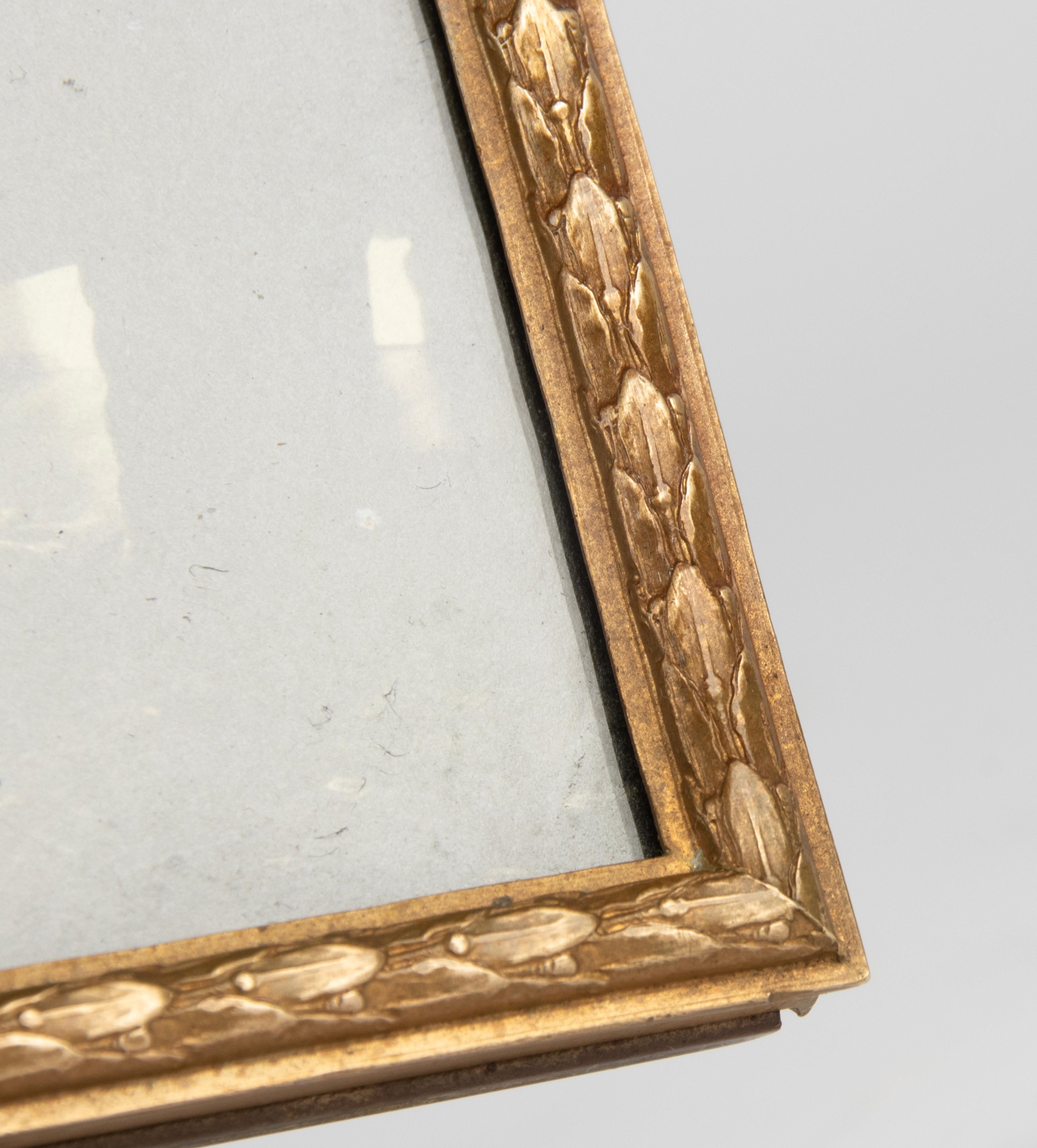 Late 19th Century Louis XVI Style Bronze Picture Frame For Sale 5