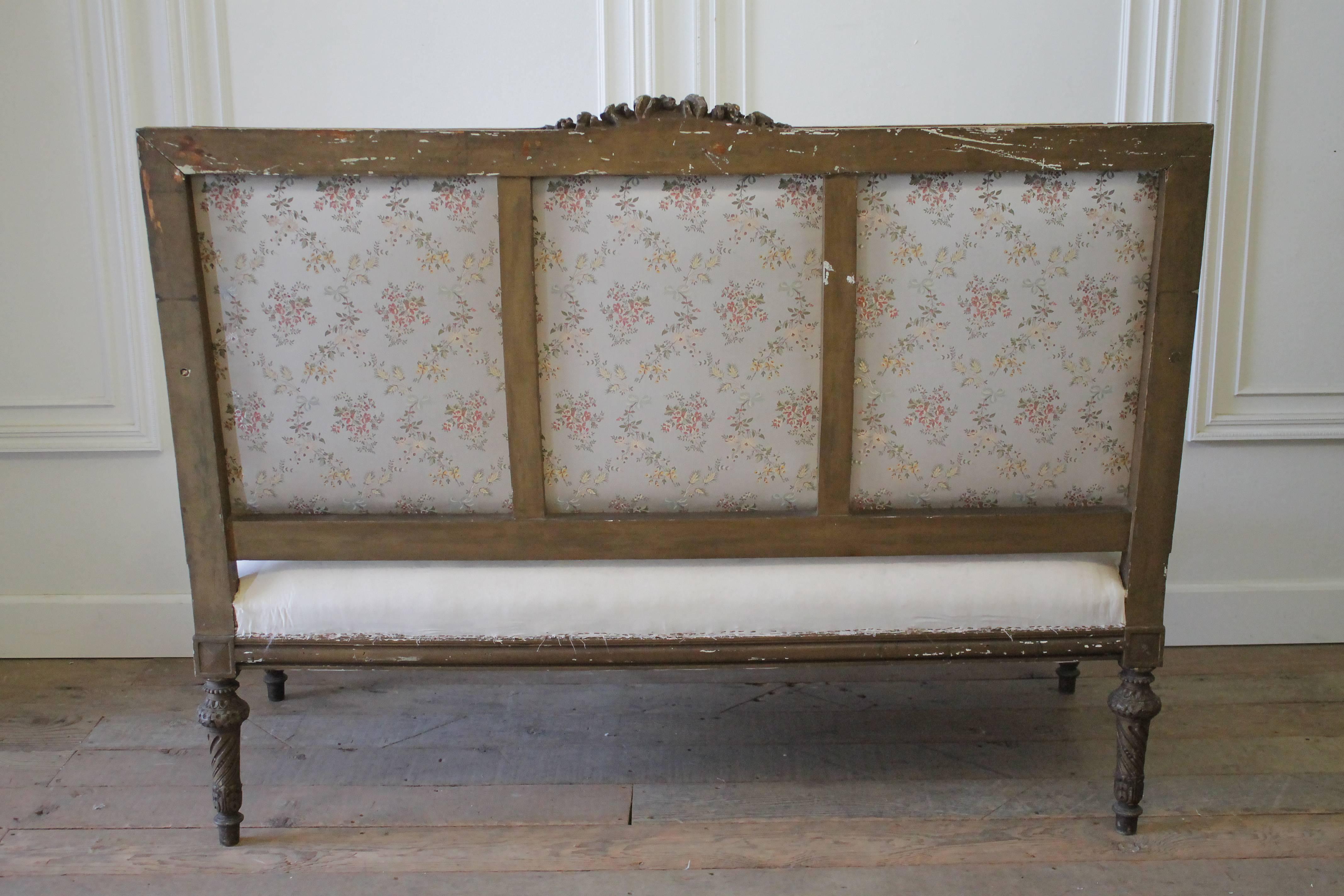 Late 19th Century Louis XVI Style Carved Giltwood Settee 11
