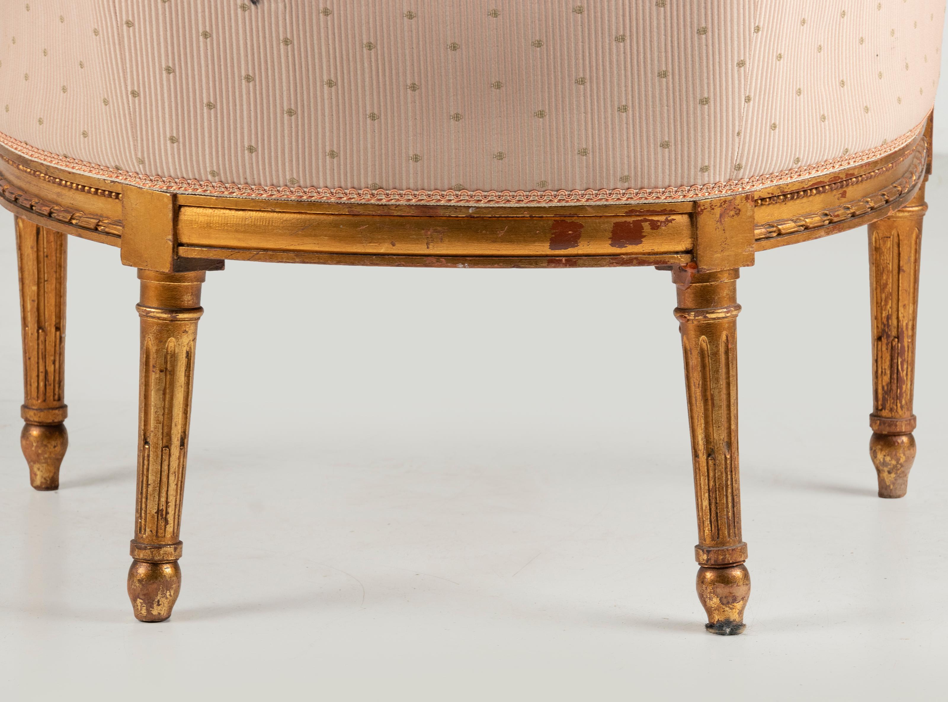 Late 19th Century Louis XVI Style Gilt-Wood Bergère Armchair For Sale 4