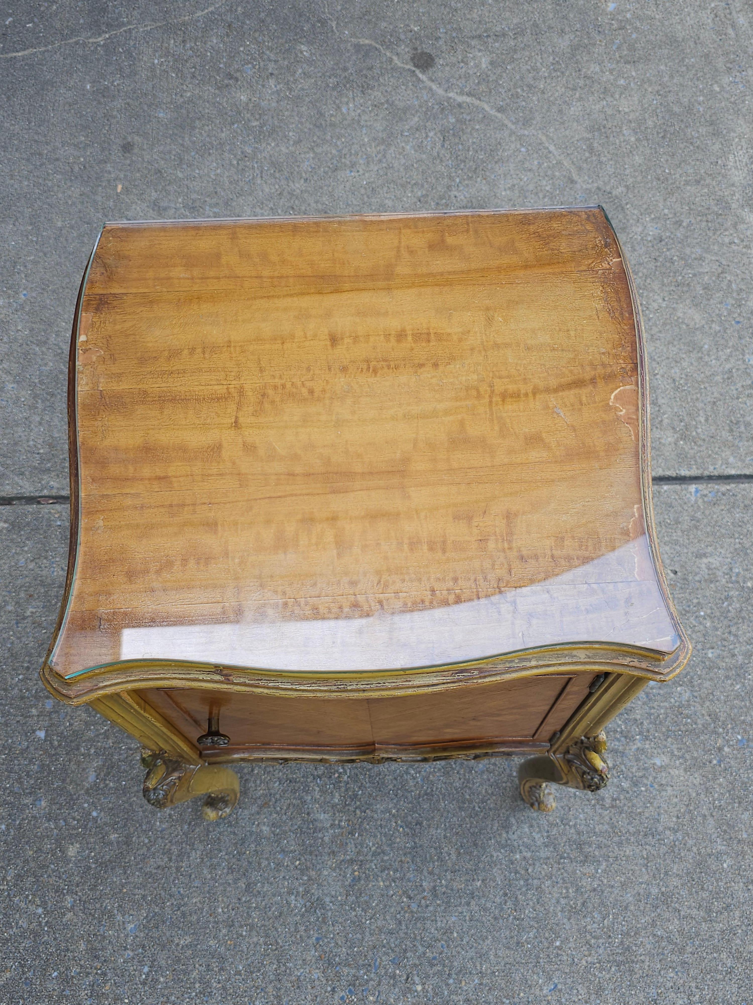 Late 19th Century Louis XVI Style Provincial Walnut Bedside Cabinet w Glass Top For Sale 4