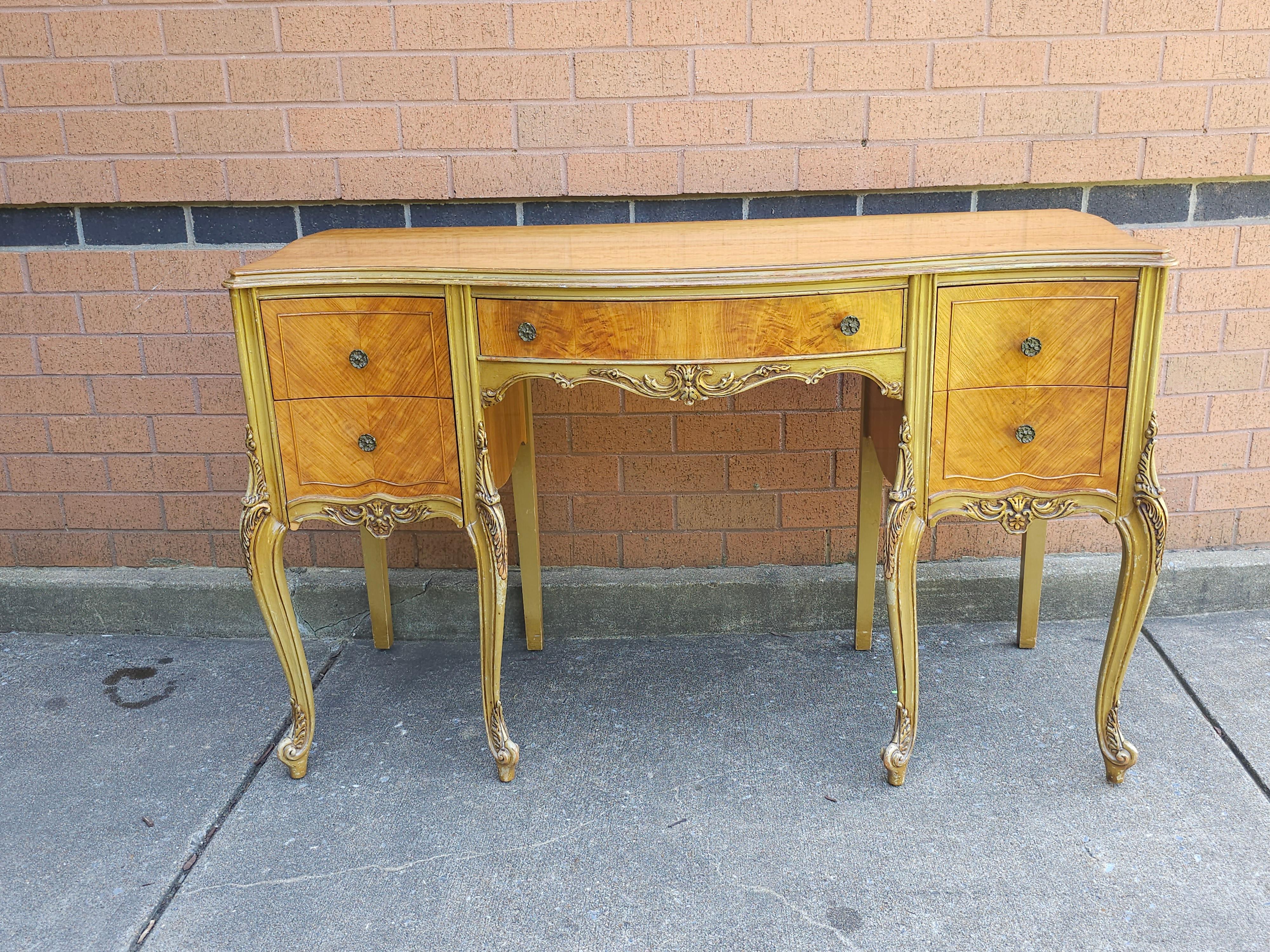 Unknown Late 19th Century Louis XVI Style Provincial Walnut Dressing Table W/ Glass Top For Sale