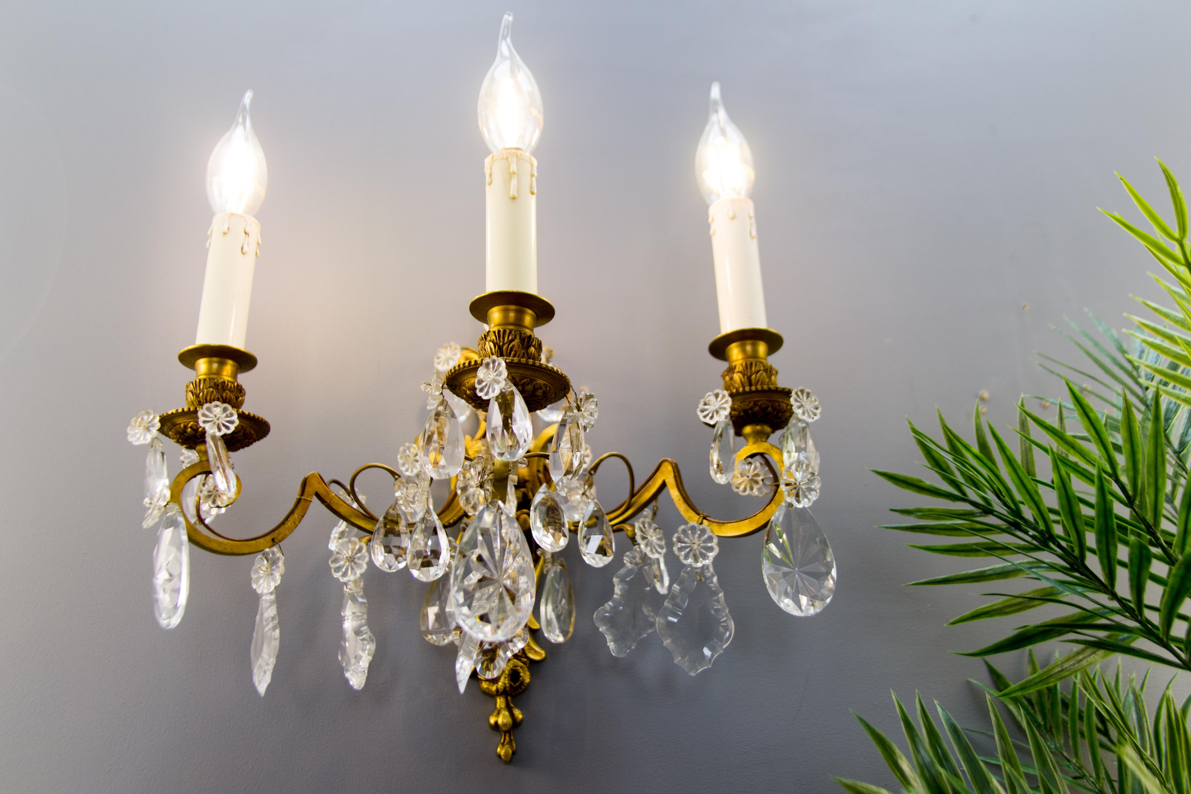 Late 19th Century Louis XVI Style Bronze and Crystal Three-Light Wall Sconce 10