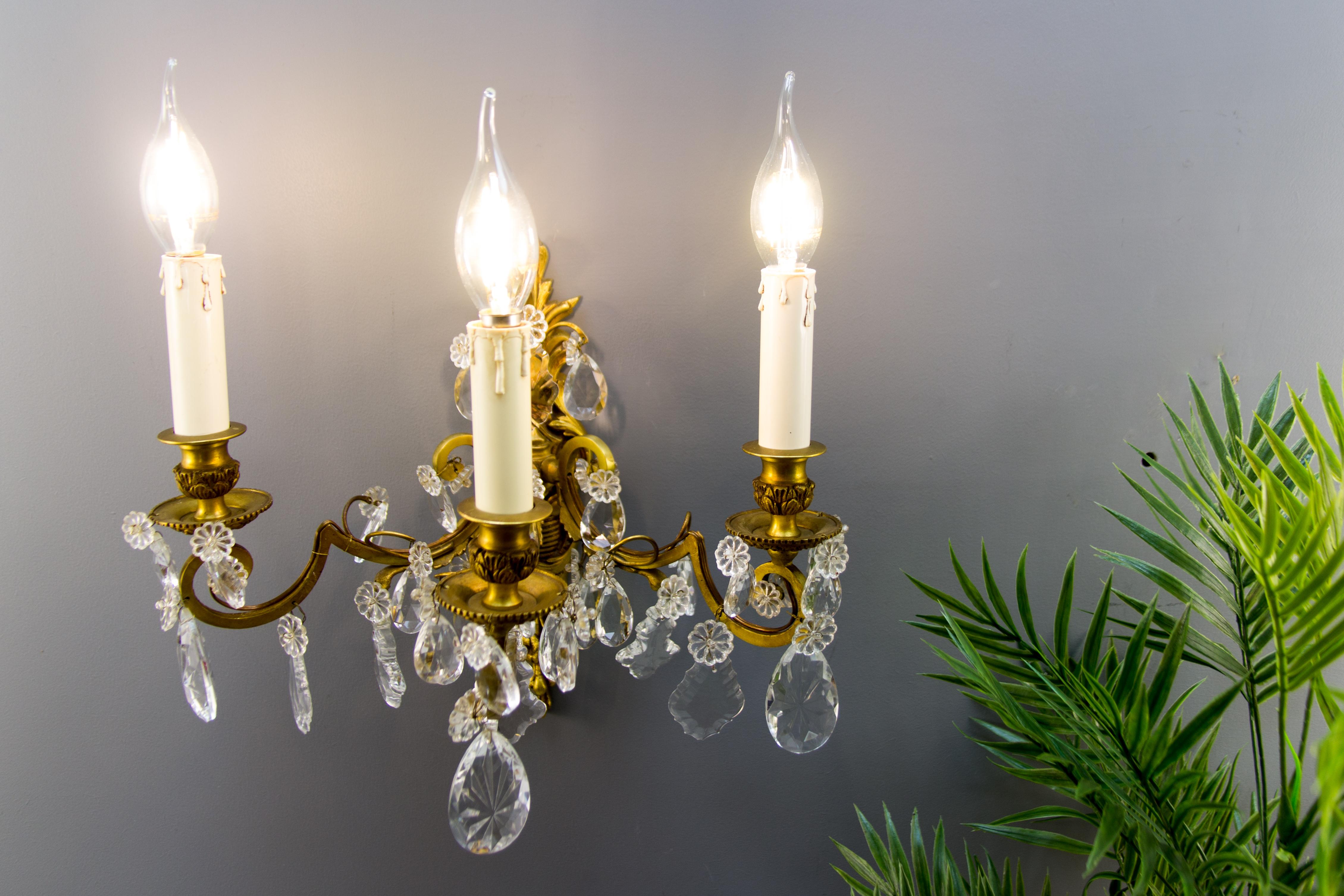 Late 19th Century Louis XVI Style Bronze and Crystal Three-Light Wall Sconce 16