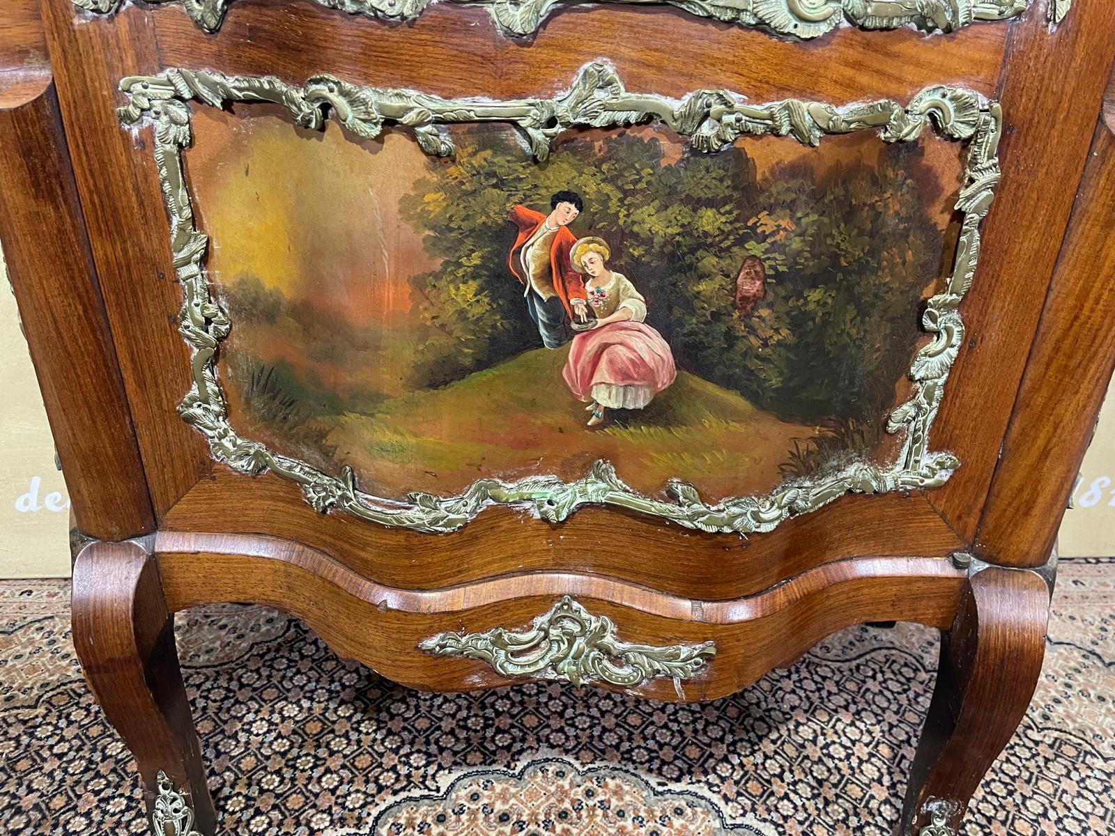 Cabinet Vitrine in stile Luigi XVI della fine del XIX secolo in vendita 1
