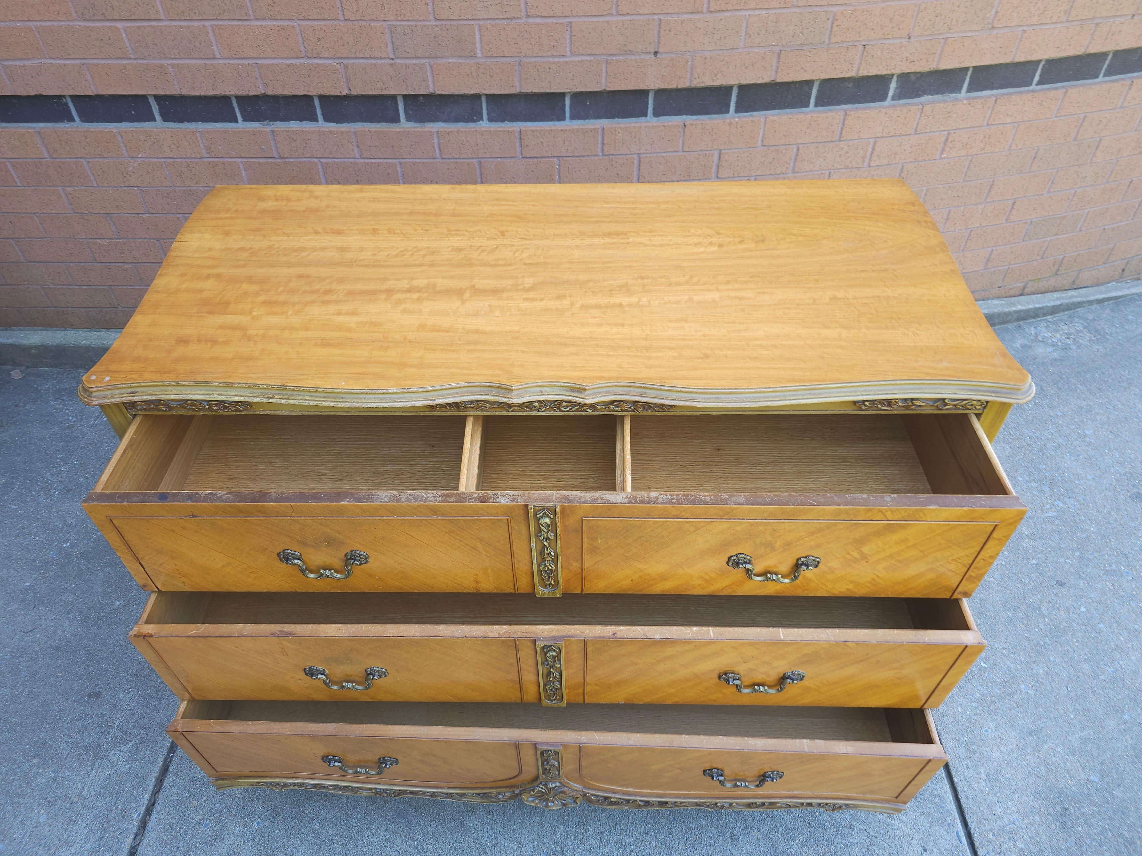 Late 19th Century Louis XVI Style Walnut Dresser With Glass Top In Good Condition For Sale In Germantown, MD