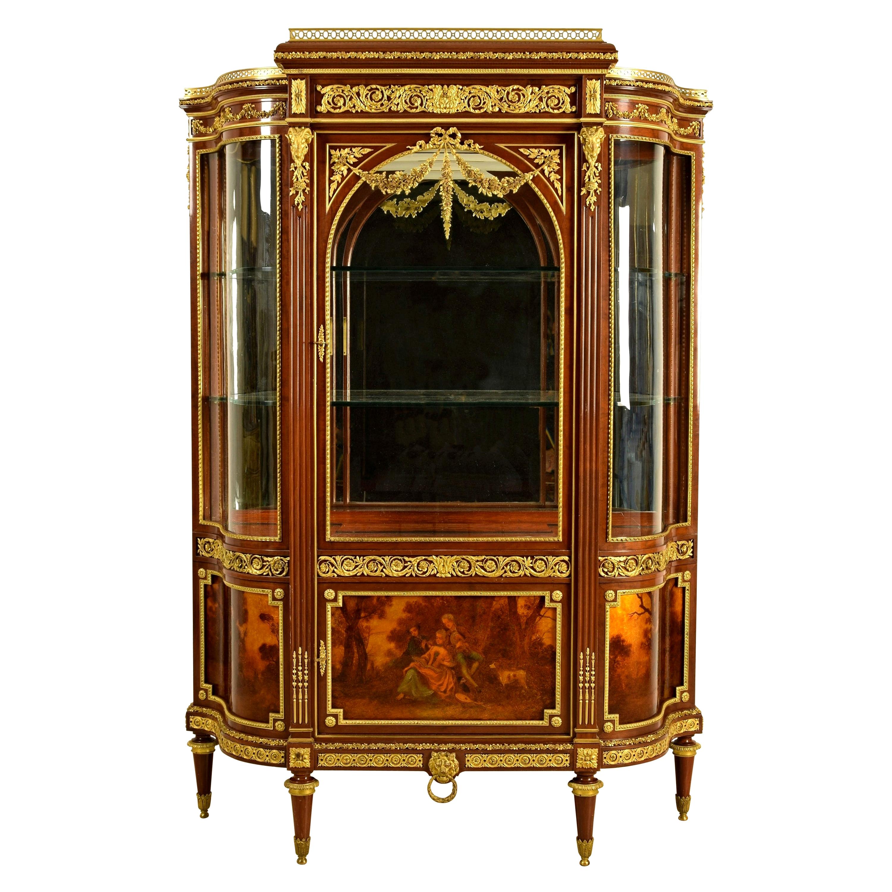 Vitrine française en bois et bronze doré de la fin du XIXe siècle