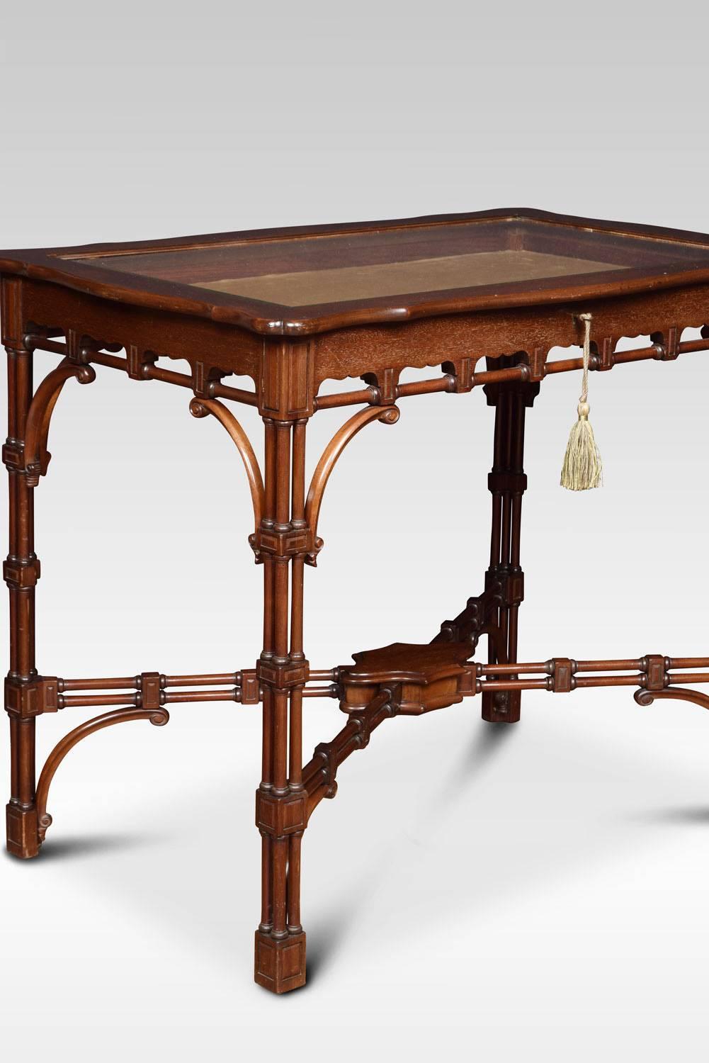 Late 19th Century Mahogany Bijouterie Table In Good Condition In Cheshire, GB