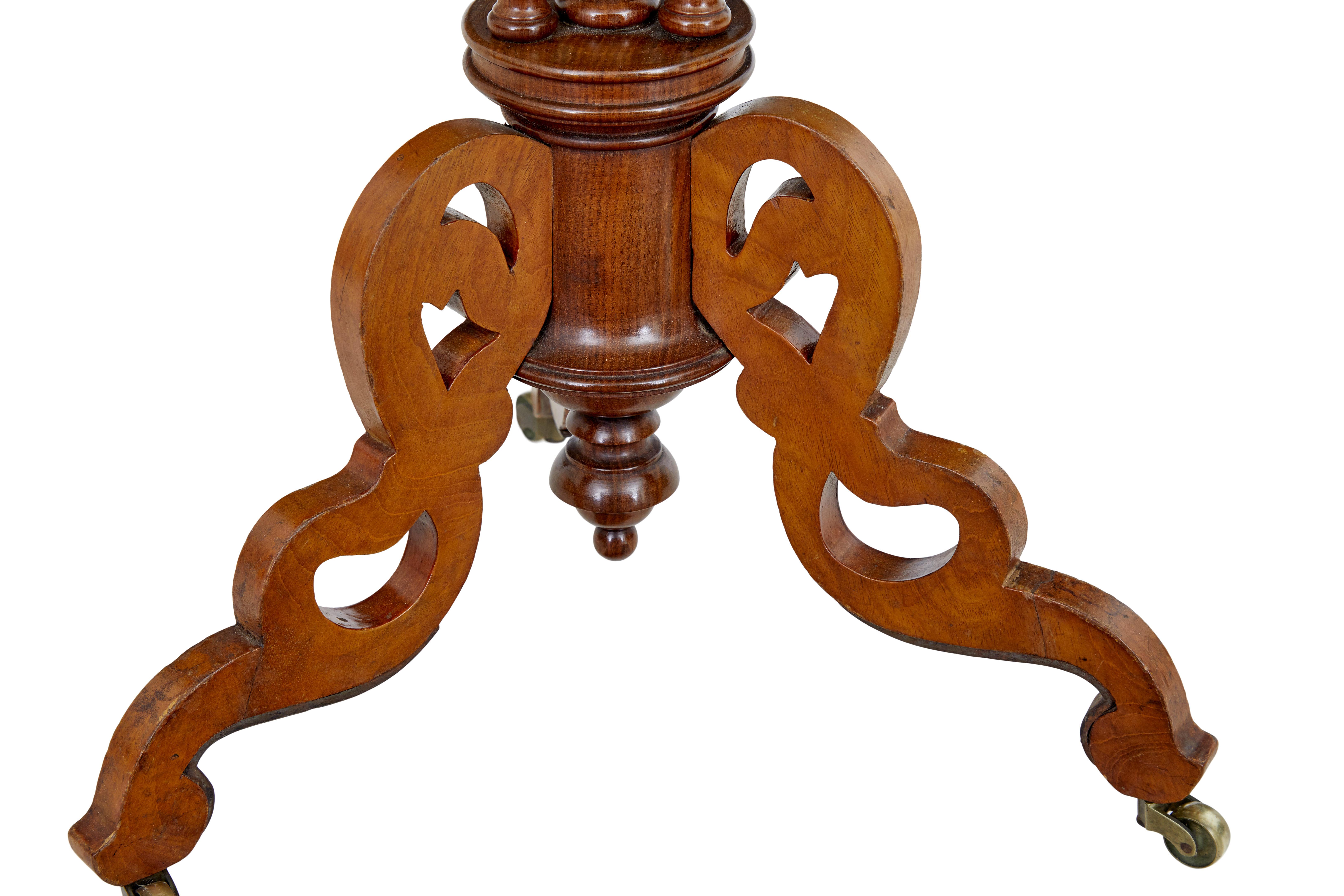 Late 19th century mahogany bobbin turned occasional table In Good Condition In Debenham, Suffolk