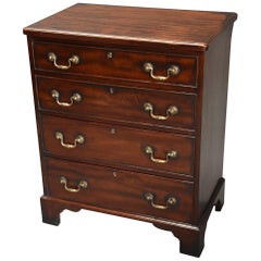 Late 19th Century Mahogany Chest of Drawers of Small Proportions