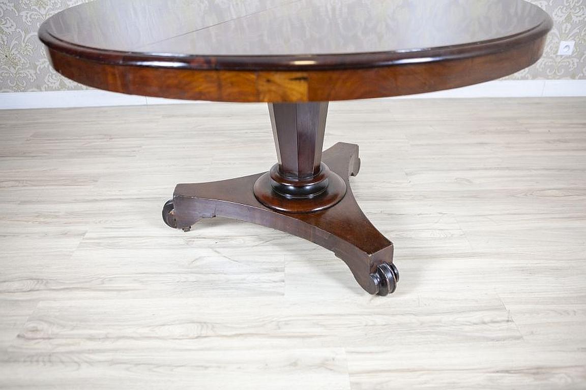 Late-19th Century Mahogany Extendable Table in the Biedermeier Style 7