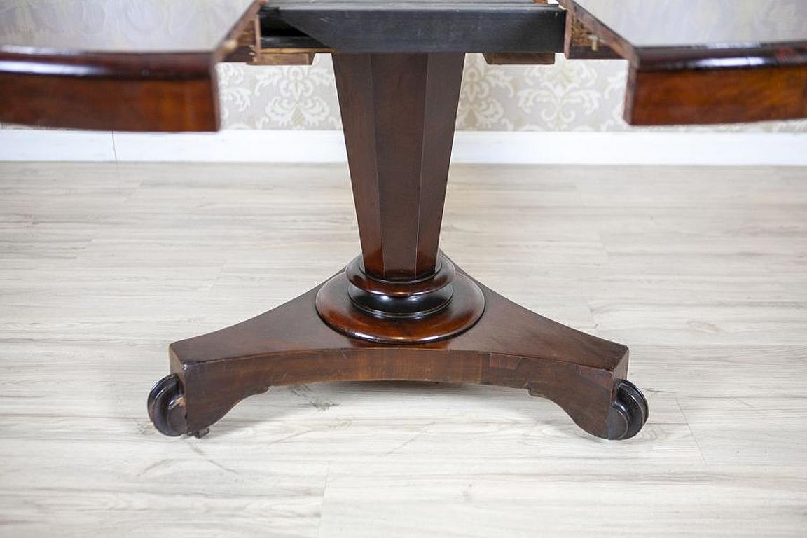 Late-19th Century Mahogany Extendable Table in the Biedermeier Style 9