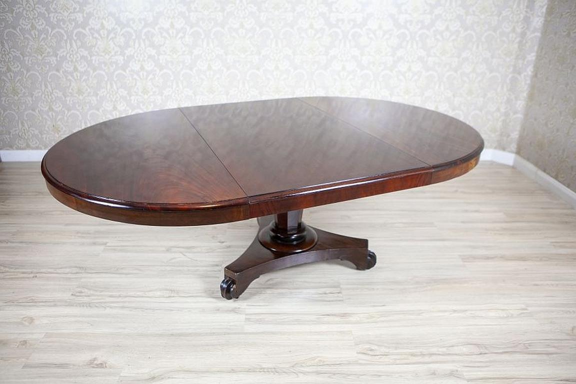 European Late-19th Century Mahogany Extendable Table in the Biedermeier Style