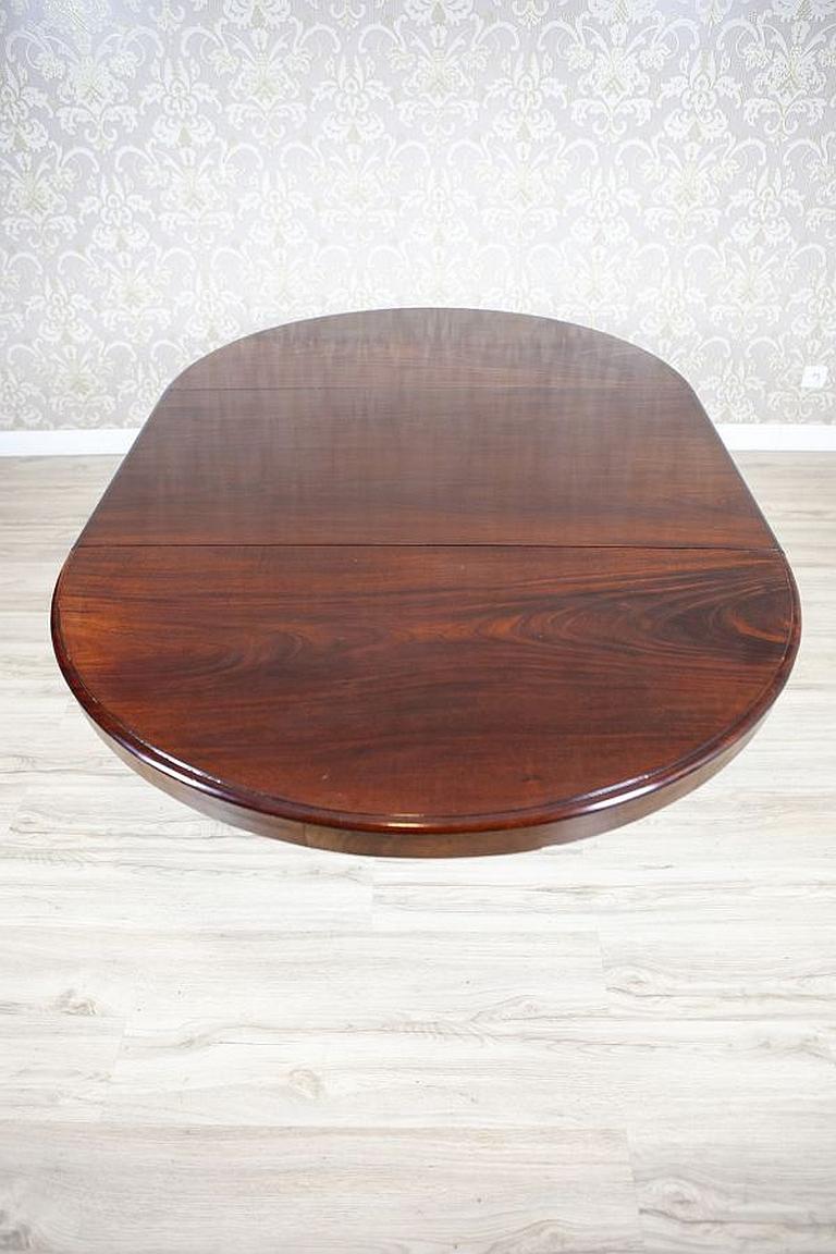 Veneer Late-19th Century Mahogany Extendable Table in the Biedermeier Style