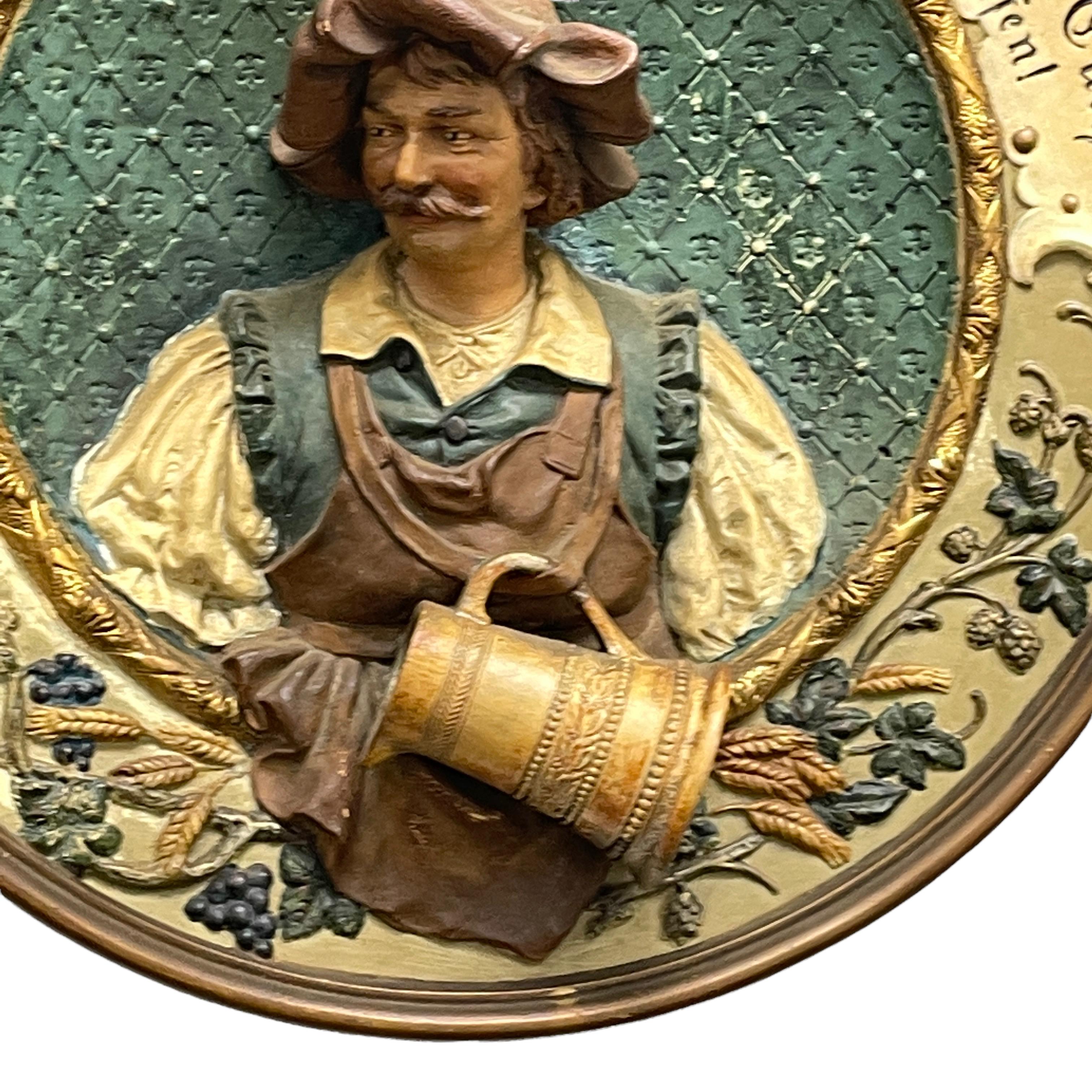 Majolika-Teller des späten 19. Jahrhunderts mit österreichischem Publican-Porträt, von J. Maresch Austria (Spätviktorianisch) im Angebot