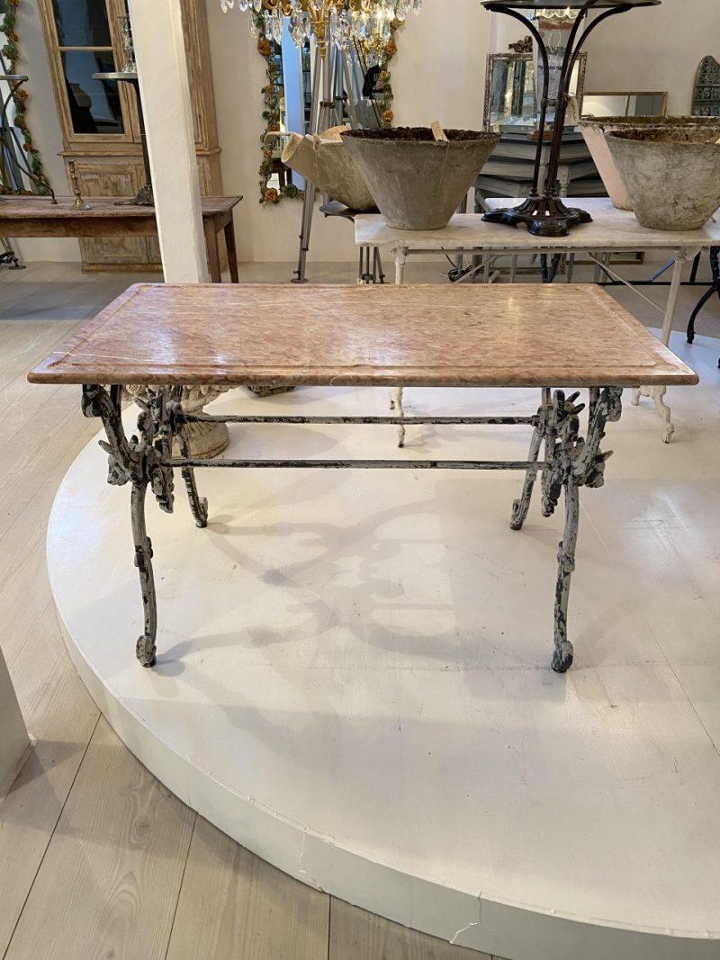 Autre Table de boucher en marbre de la fin du 19e siècle en vente
